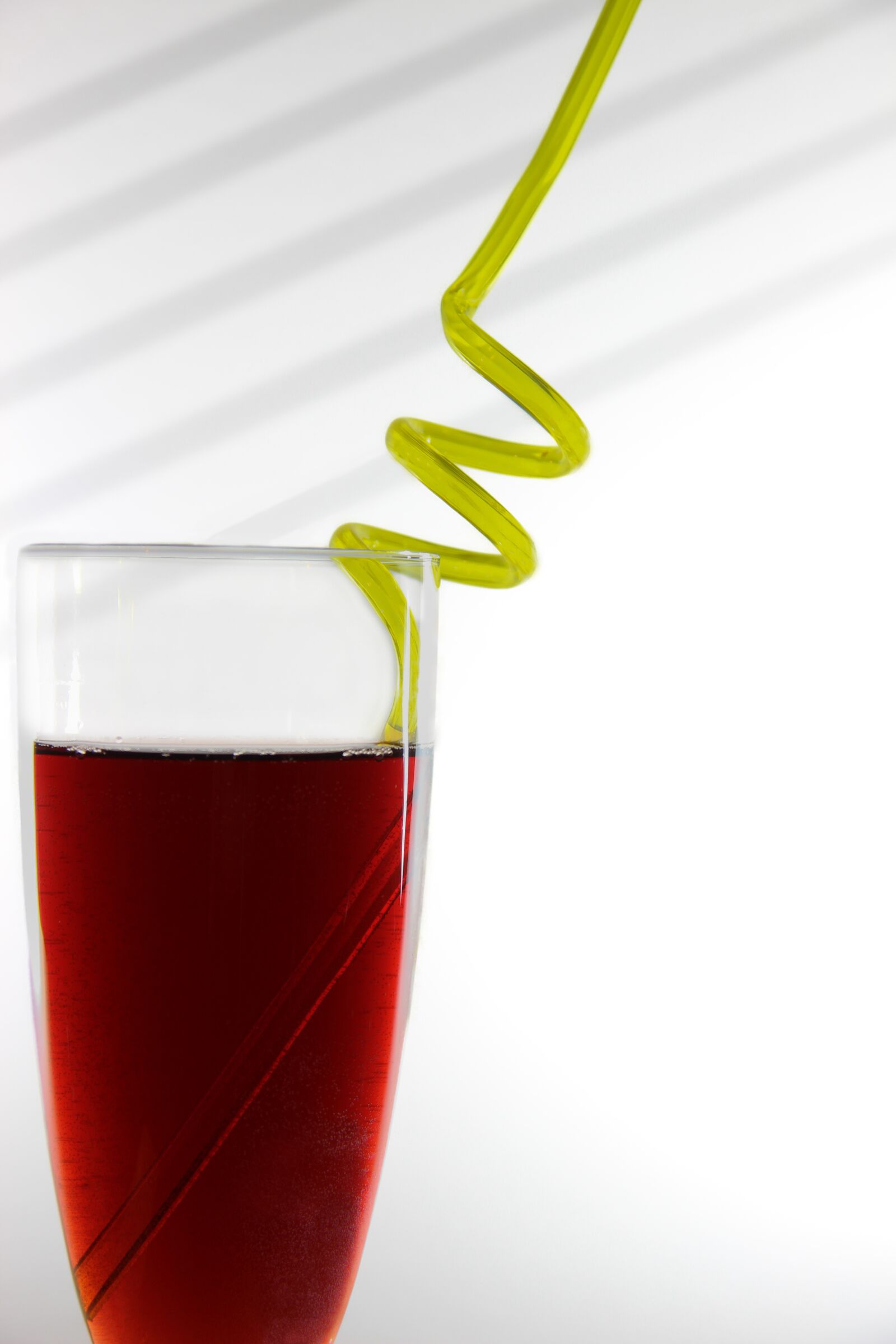 Canon EOS 600D (Rebel EOS T3i / EOS Kiss X5) sample photo. Drink, juice, red photography