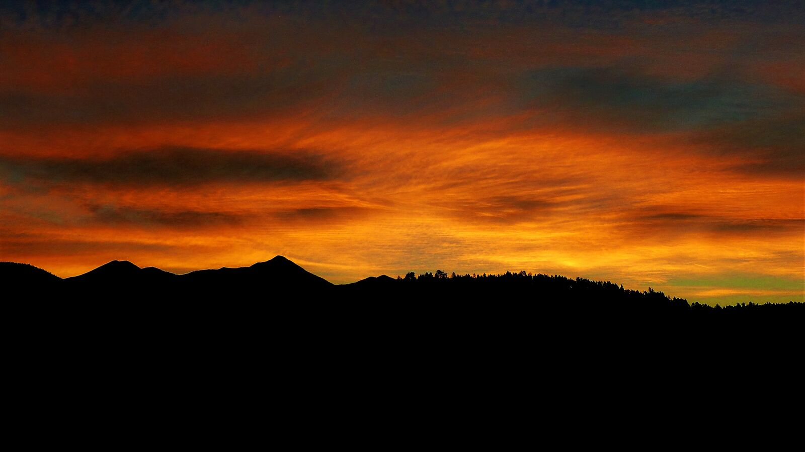 Panasonic Lumix DMC-FZ200 sample photo. Sunset, sky, orange photography