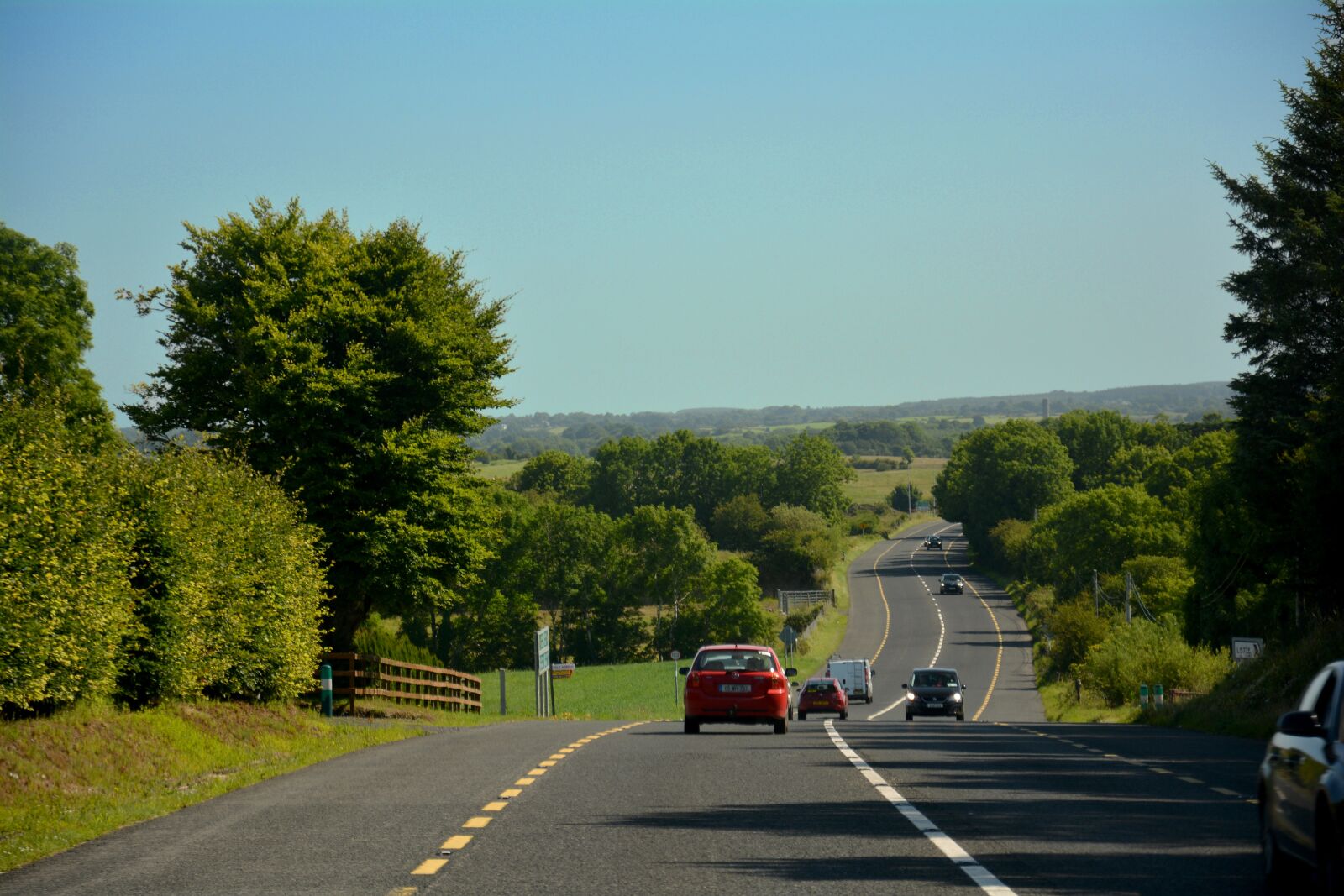 Nikon D5200 sample photo. Ireland, road, travel photography