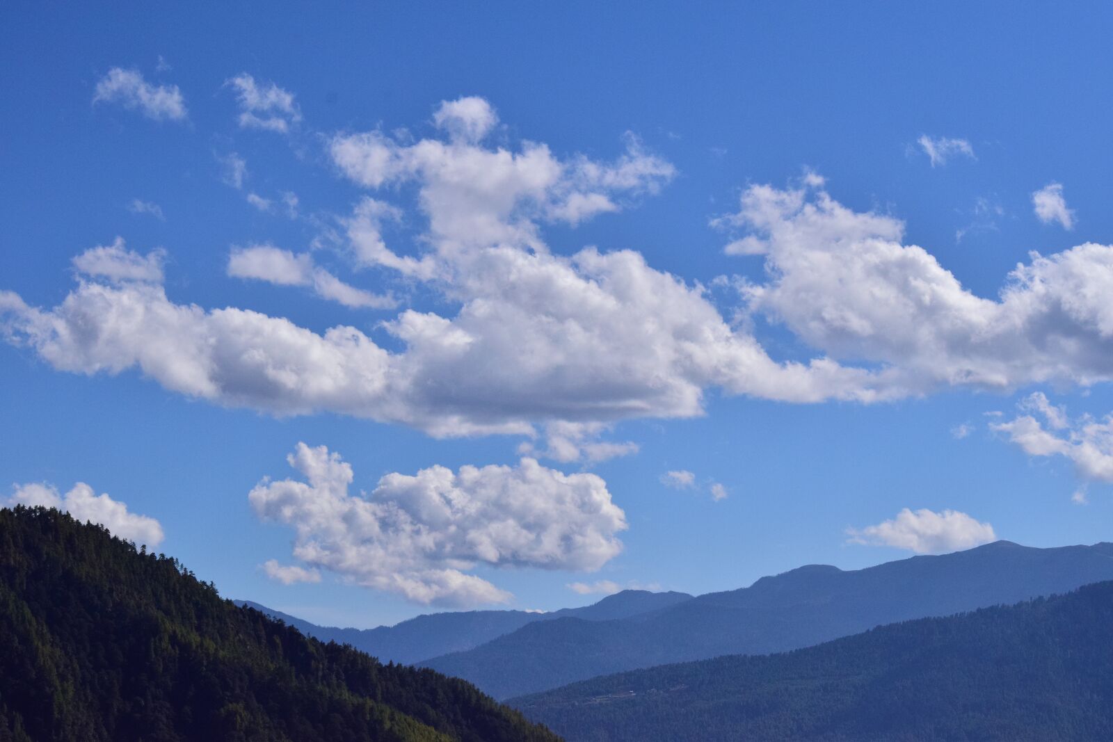 Nikon D5300 sample photo. Blue sky, mountains, white photography