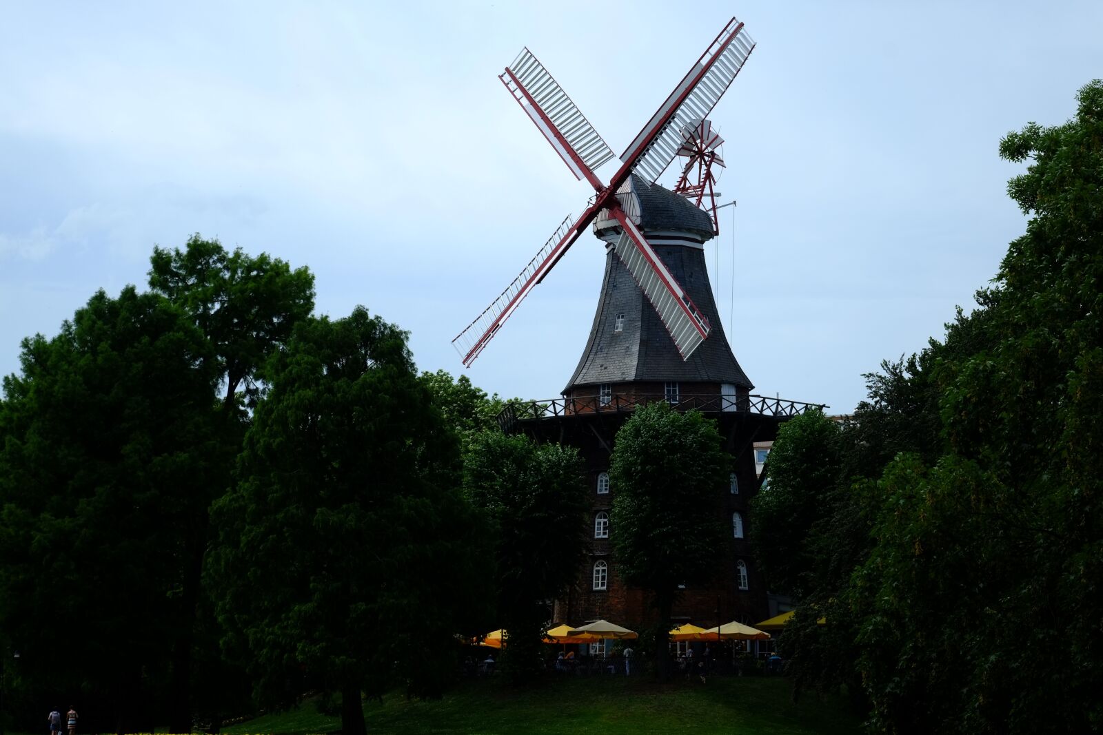 Fujifilm X-E1 + Fujifilm XC 50-230mm F4.5-6.7 OIS sample photo. Mill, windmill, building photography