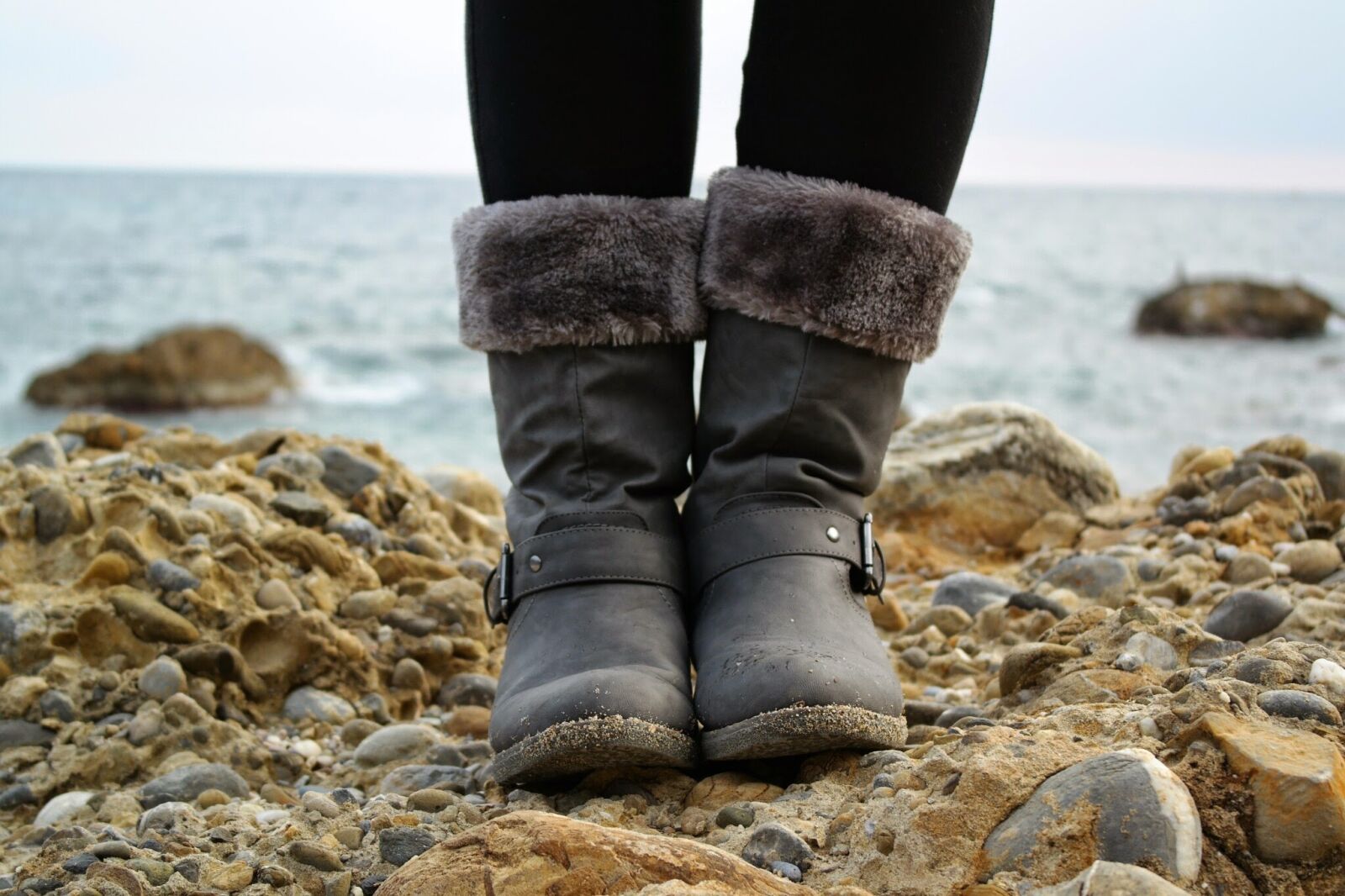 Samsung NX2000 sample photo. Sea, beach, side photography