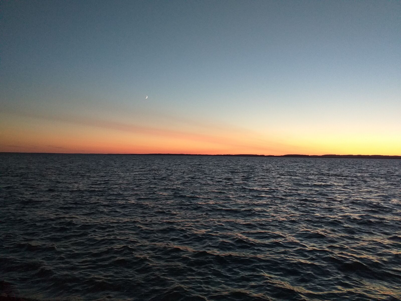 Samsung Galaxy J4+ sample photo. Sea, sunset, landscape photography