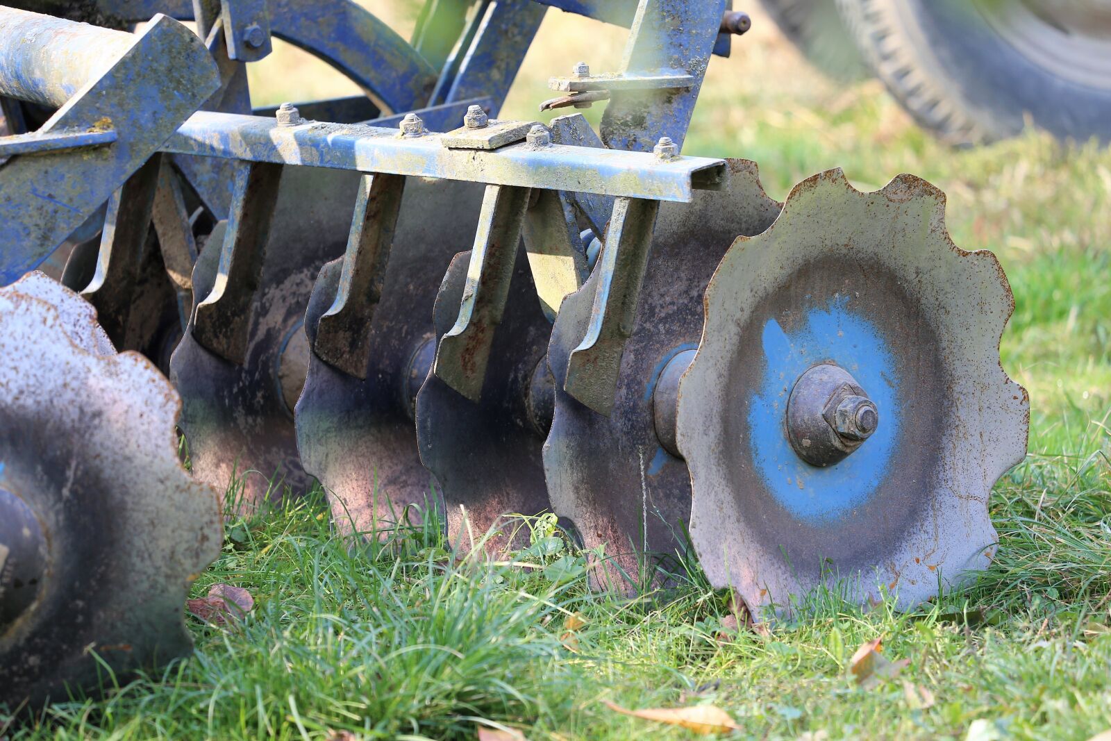 Canon EF 70-300 F4-5.6 IS II USM sample photo. Agricultural discs, earth cultivation photography