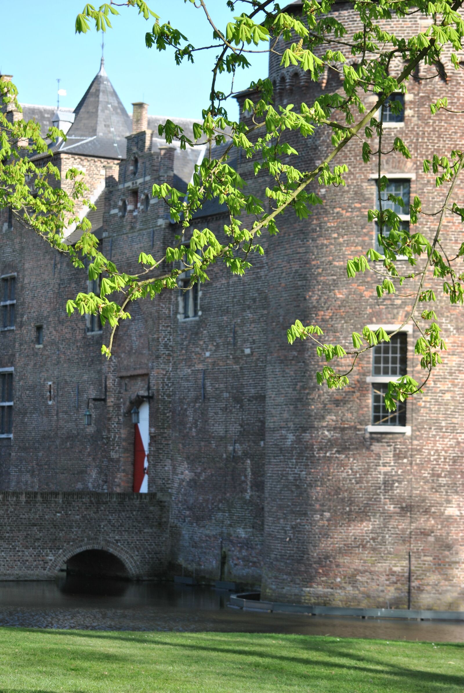 Nikon D3000 sample photo. Castle, helmond, monument photography