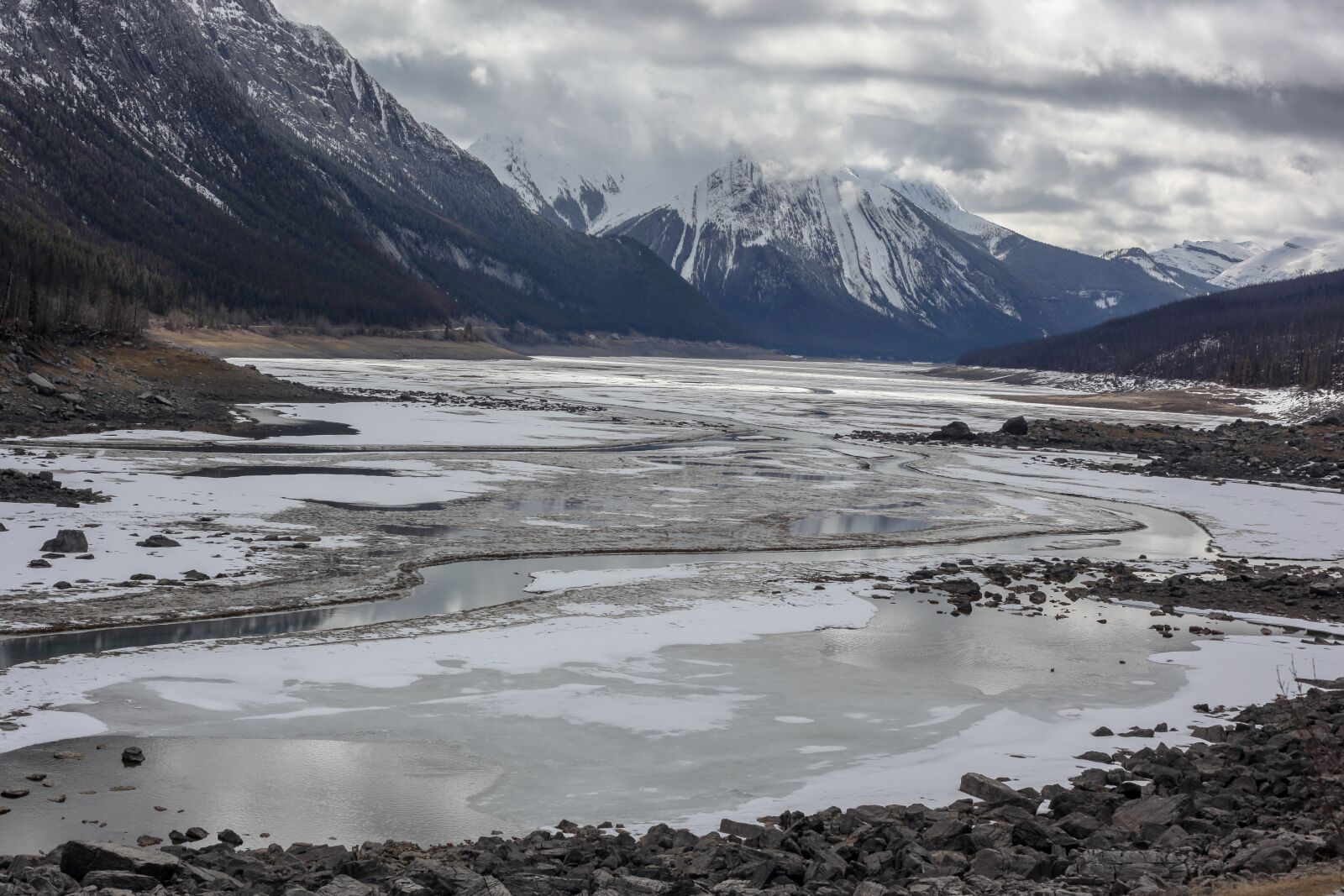 Canon EOS 5D Mark II sample photo. Medicine lake, winter, canada photography