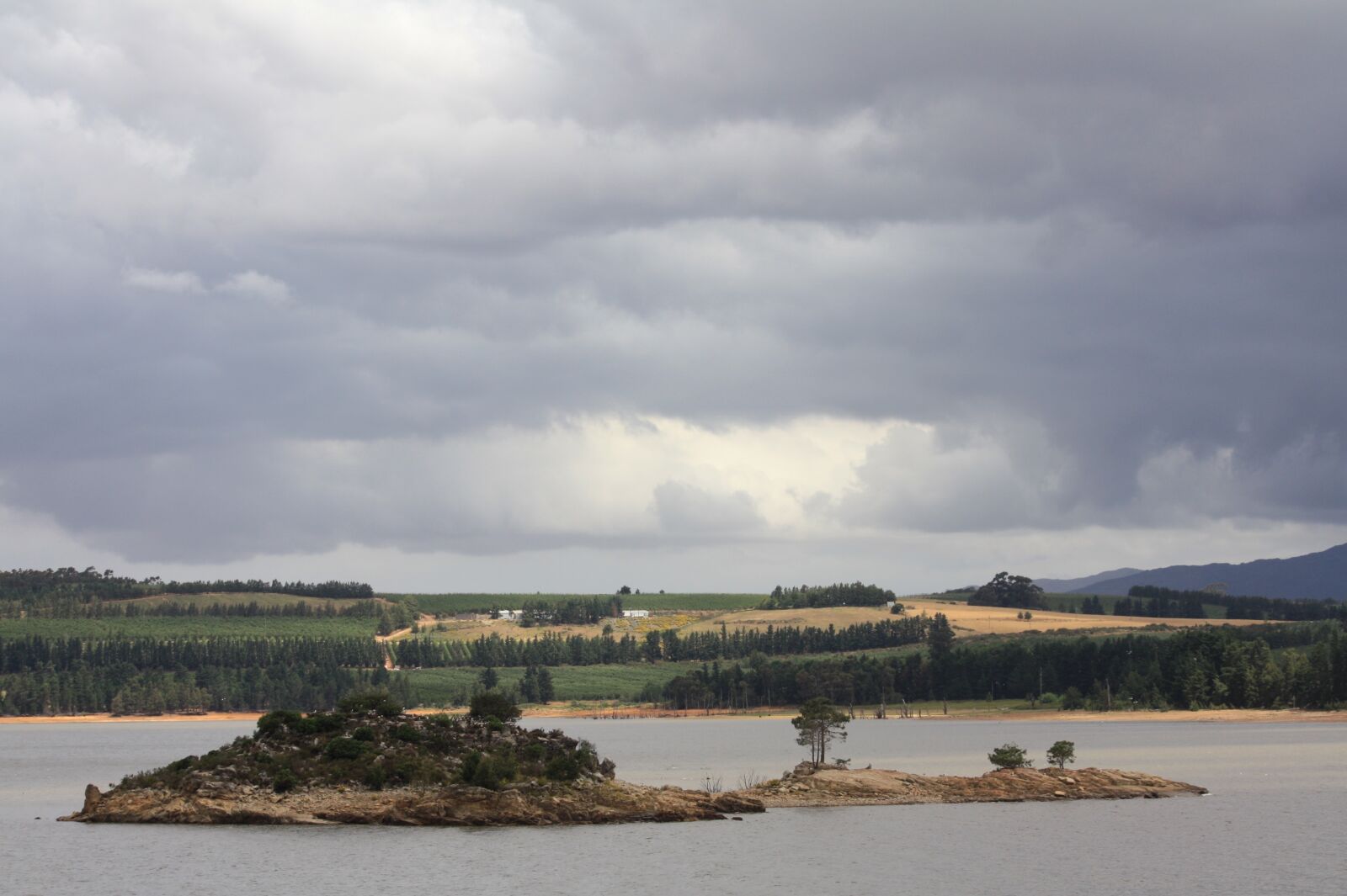 Canon EOS 450D (EOS Rebel XSi / EOS Kiss X2) sample photo. South africa, lake, landscape photography