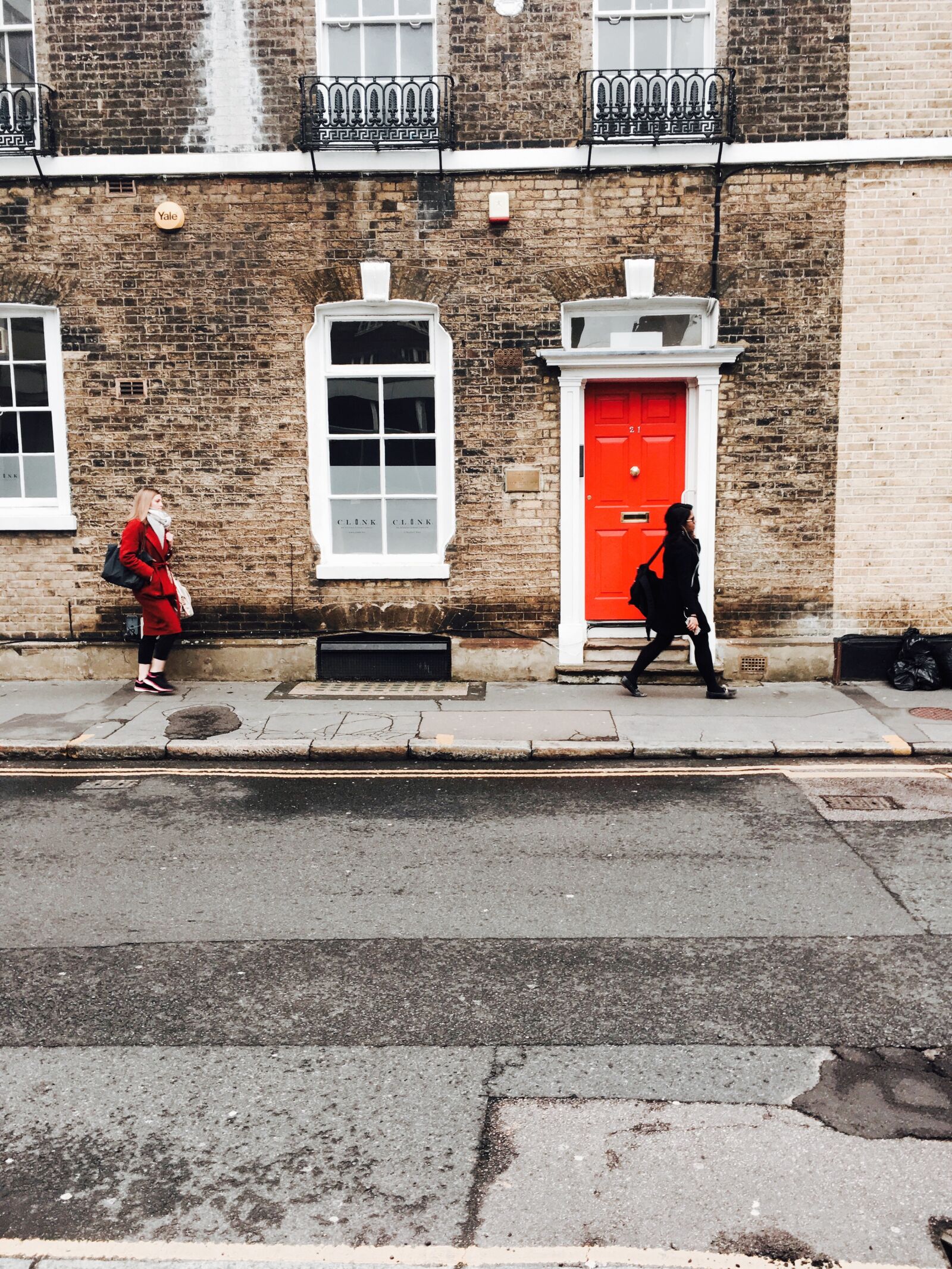Apple iPhone 6s sample photo. London, door, red photography