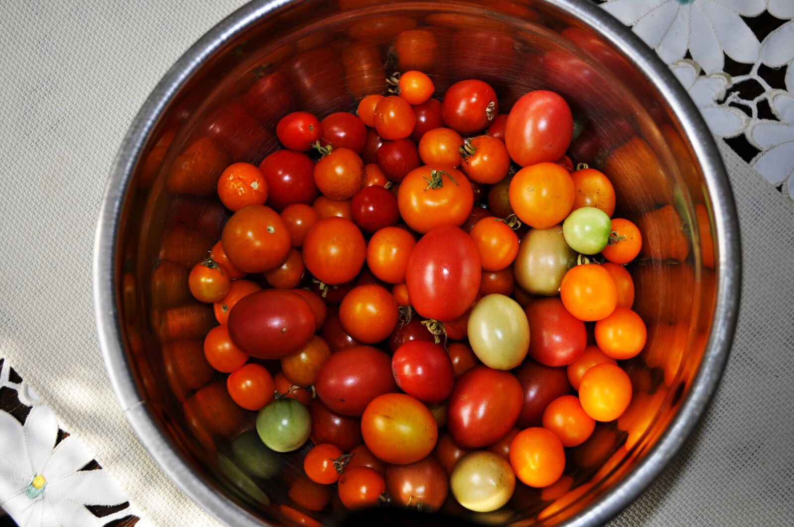 Nikon D5000 sample photo. Tomatoes, vegetables, red photography