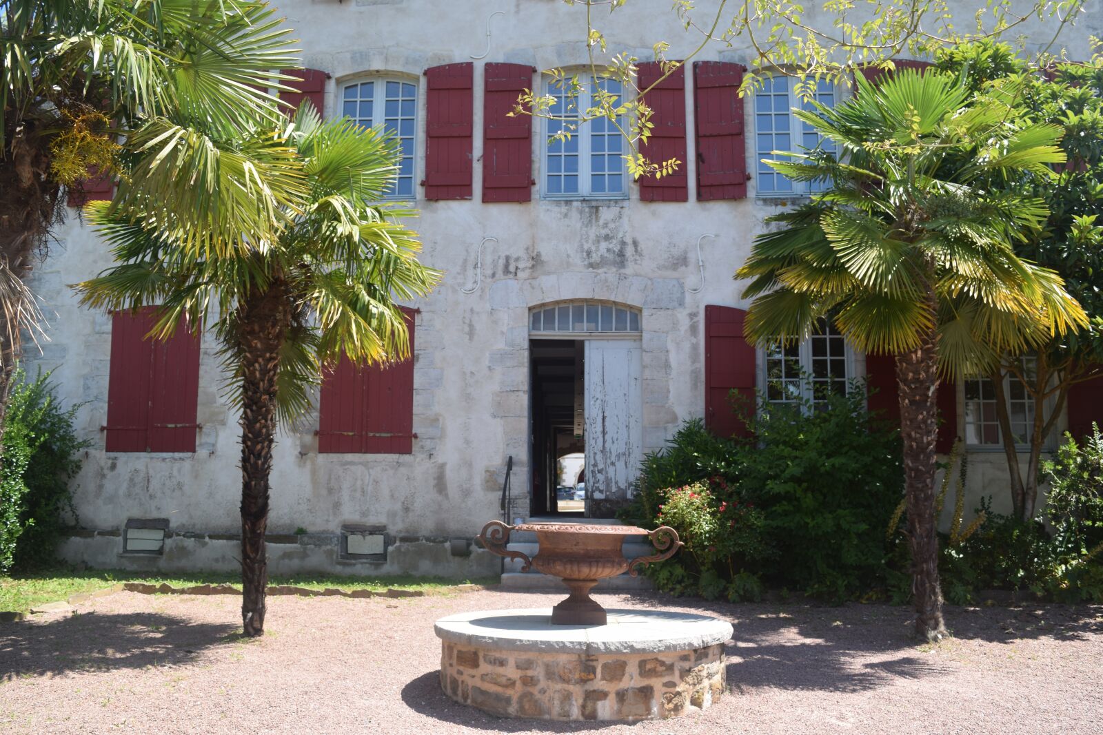 Nikon D5300 sample photo. Villa, garden, architecture photography