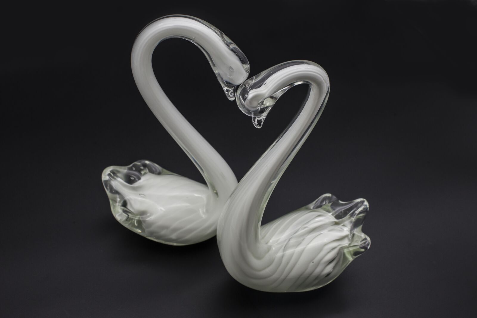 Nikon D610 sample photo. Vases, crystal, vase photography