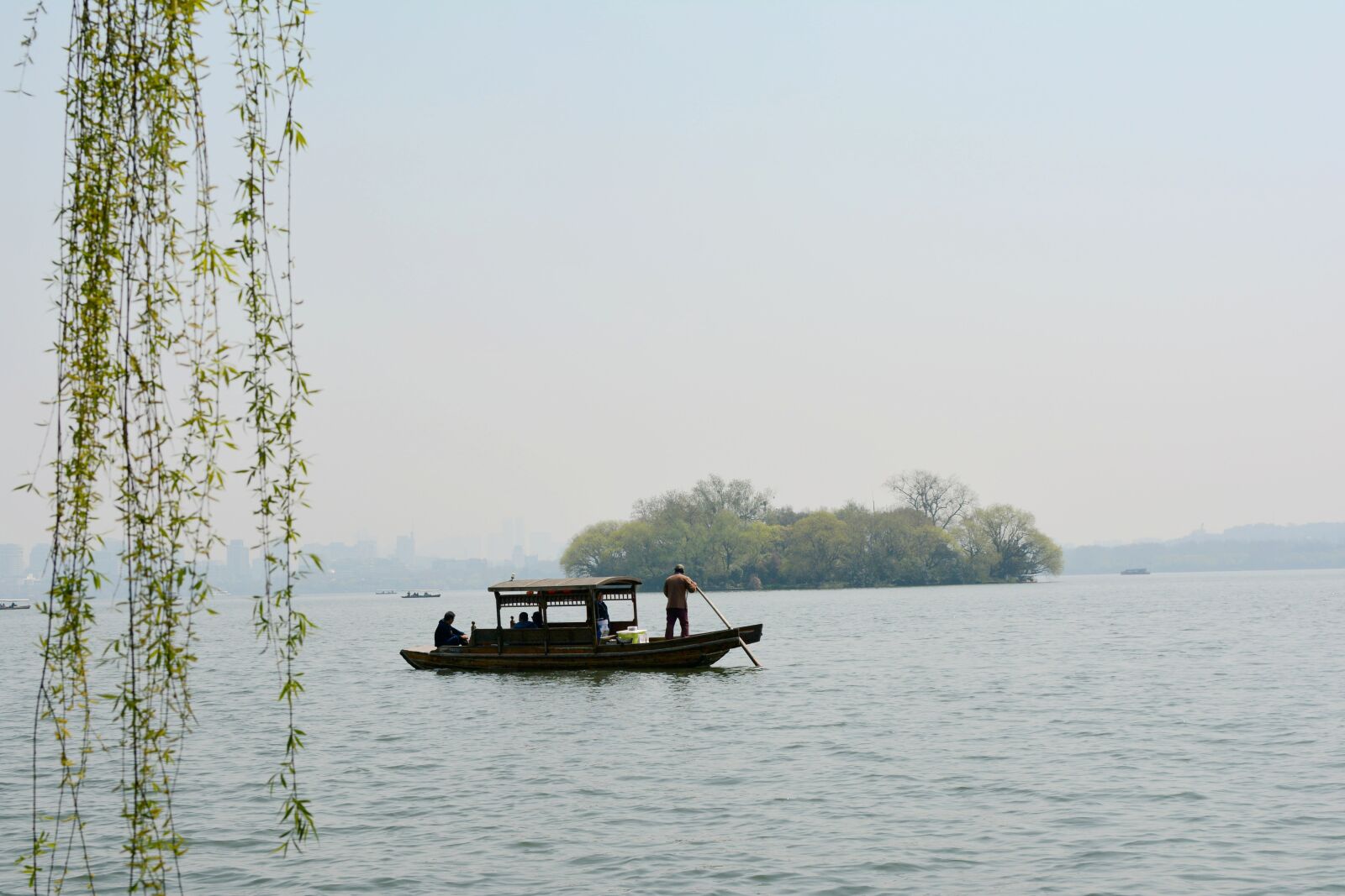 Nikon D7100 sample photo. Lake heart island, boat photography