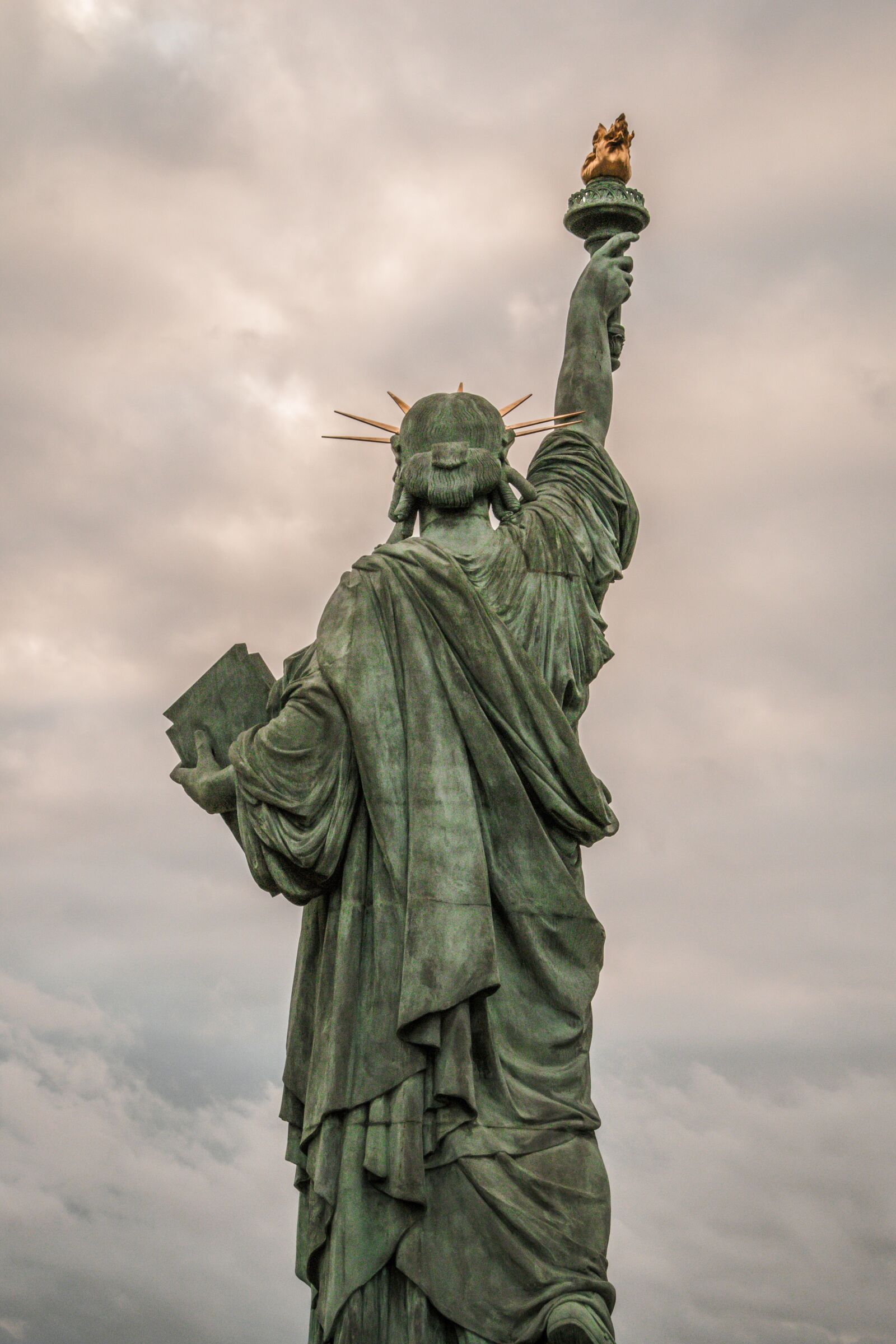 Canon EOS 70D sample photo. Sculpture, statue, art photography