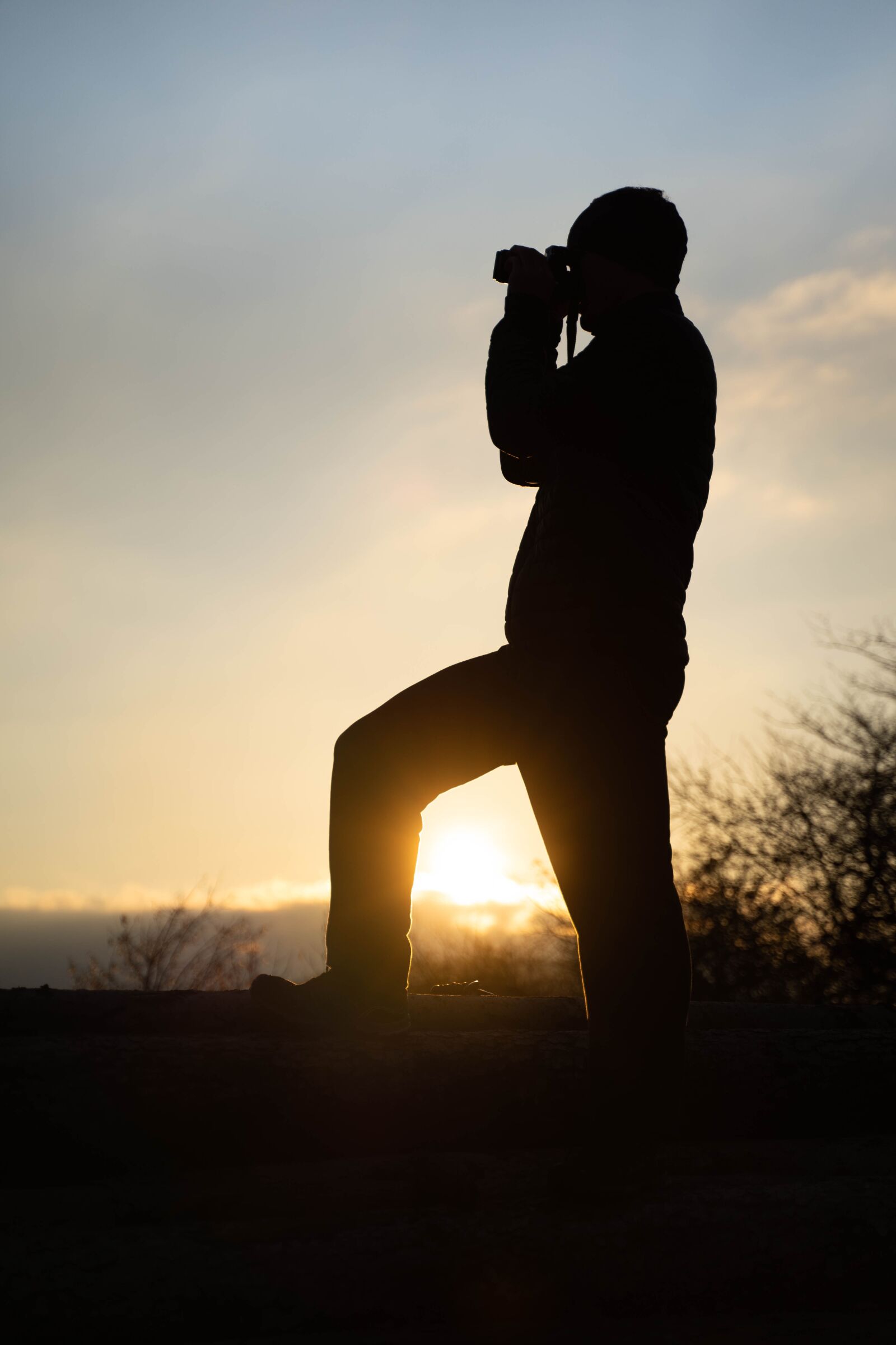 Sony a7 III + Tamron 28-75mm F2.8 Di III RXD sample photo. Photographer, sunset, mood photography