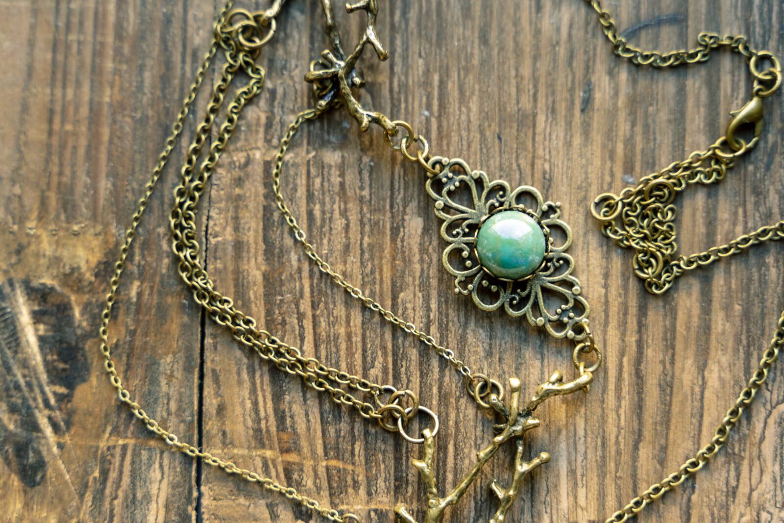 Tamron 28-75mm F2.8 Di III RXD sample photo. Chain, necklace, diadem photography
