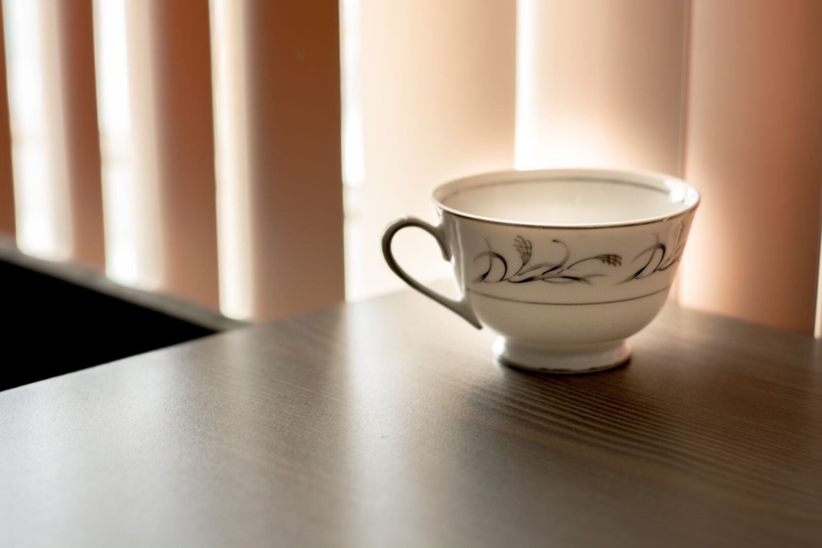 Nikon D7100 sample photo. Teacup, ceramic, table photography
