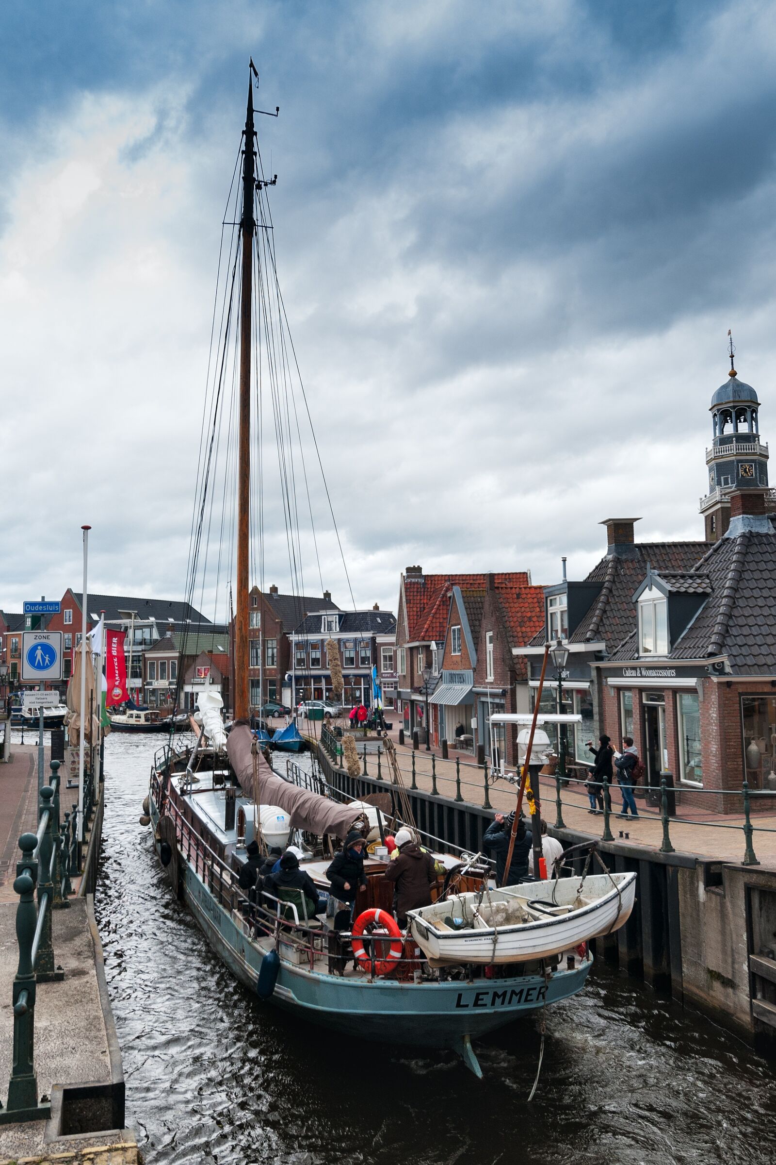 Nikon D300S sample photo. Lemmer, lock, sailing boat photography