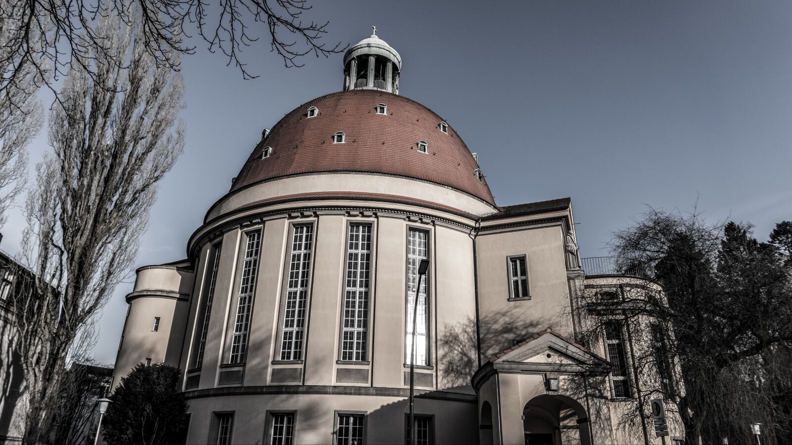 Sony Alpha a5000 (ILCE 5000) sample photo. Architecture, building, church photography