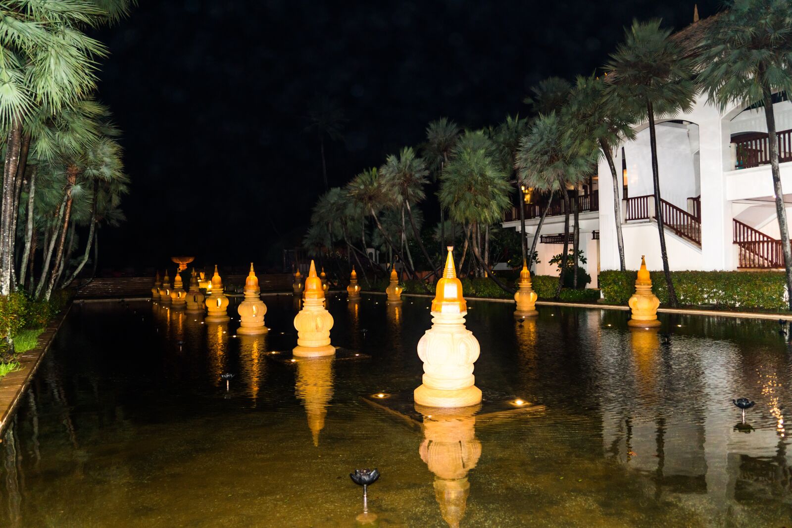 Sony a7R II + Sony FE 24-240mm F3.5-6.3 OSS sample photo. Thailand, phuket, marriott beach photography