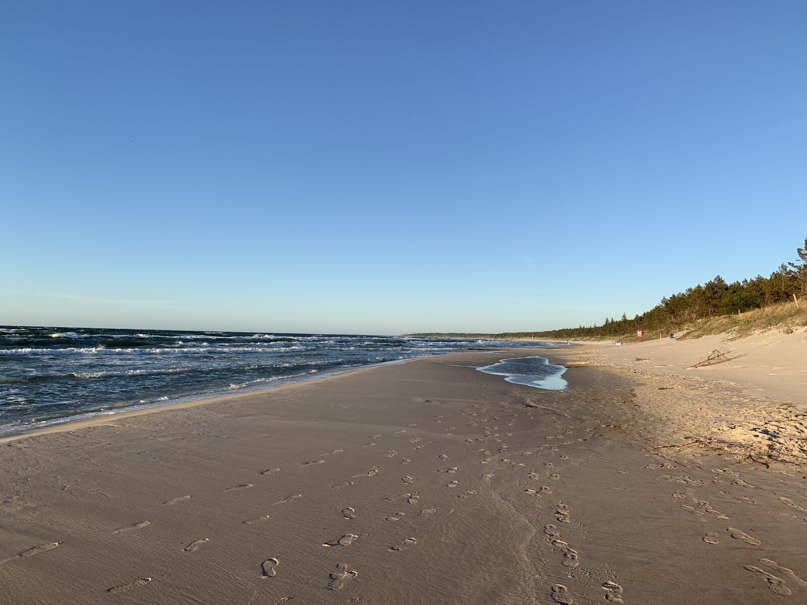 Apple iPhone XS Max sample photo. Beach, sea, sand photography
