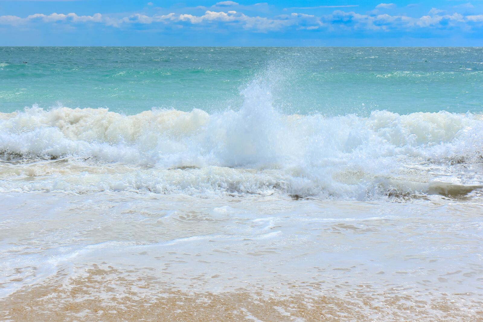 Canon EOS 7D Mark II sample photo. The black sea, the photography