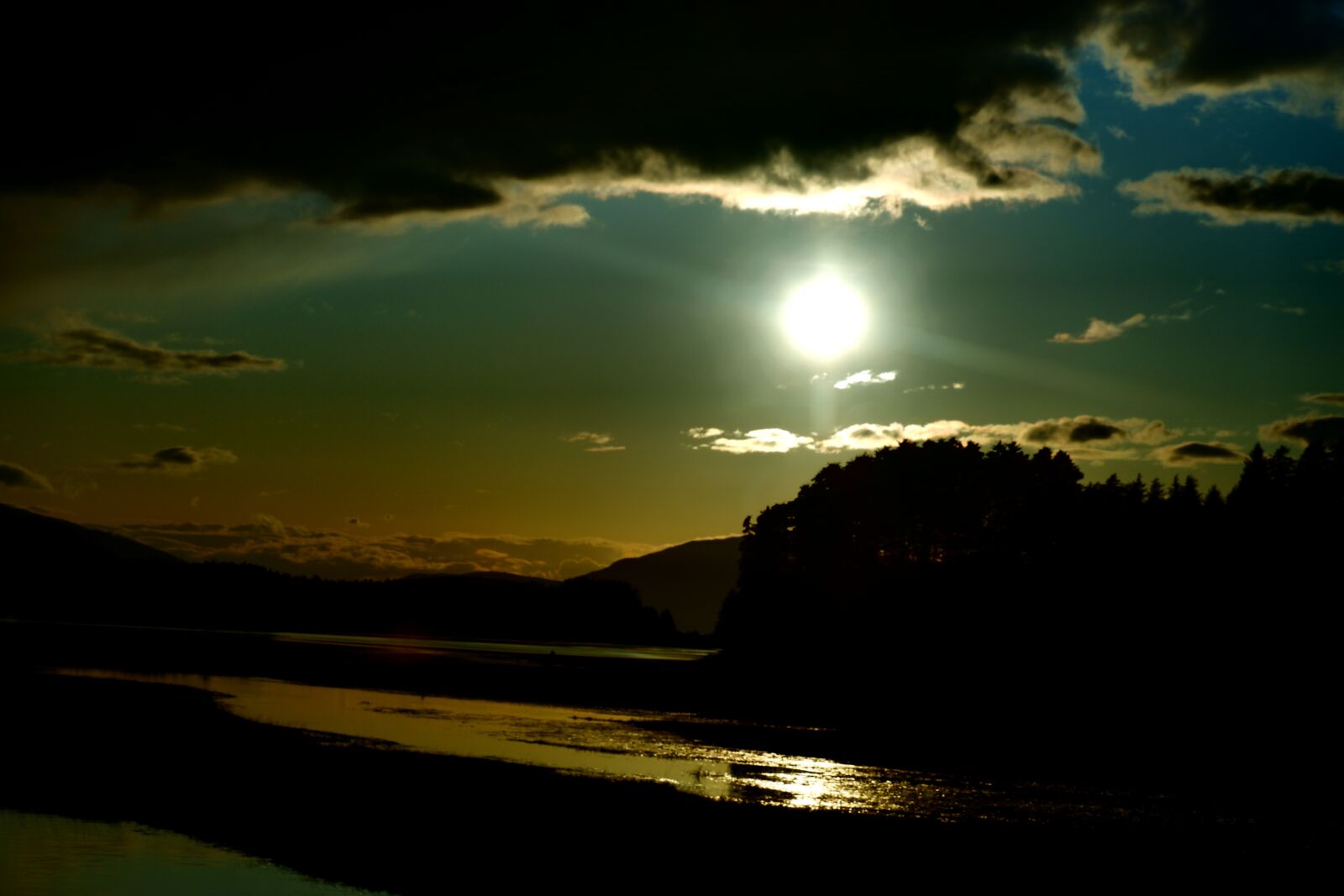 Fujifilm X-A5 sample photo. Sky, clouds, west photography