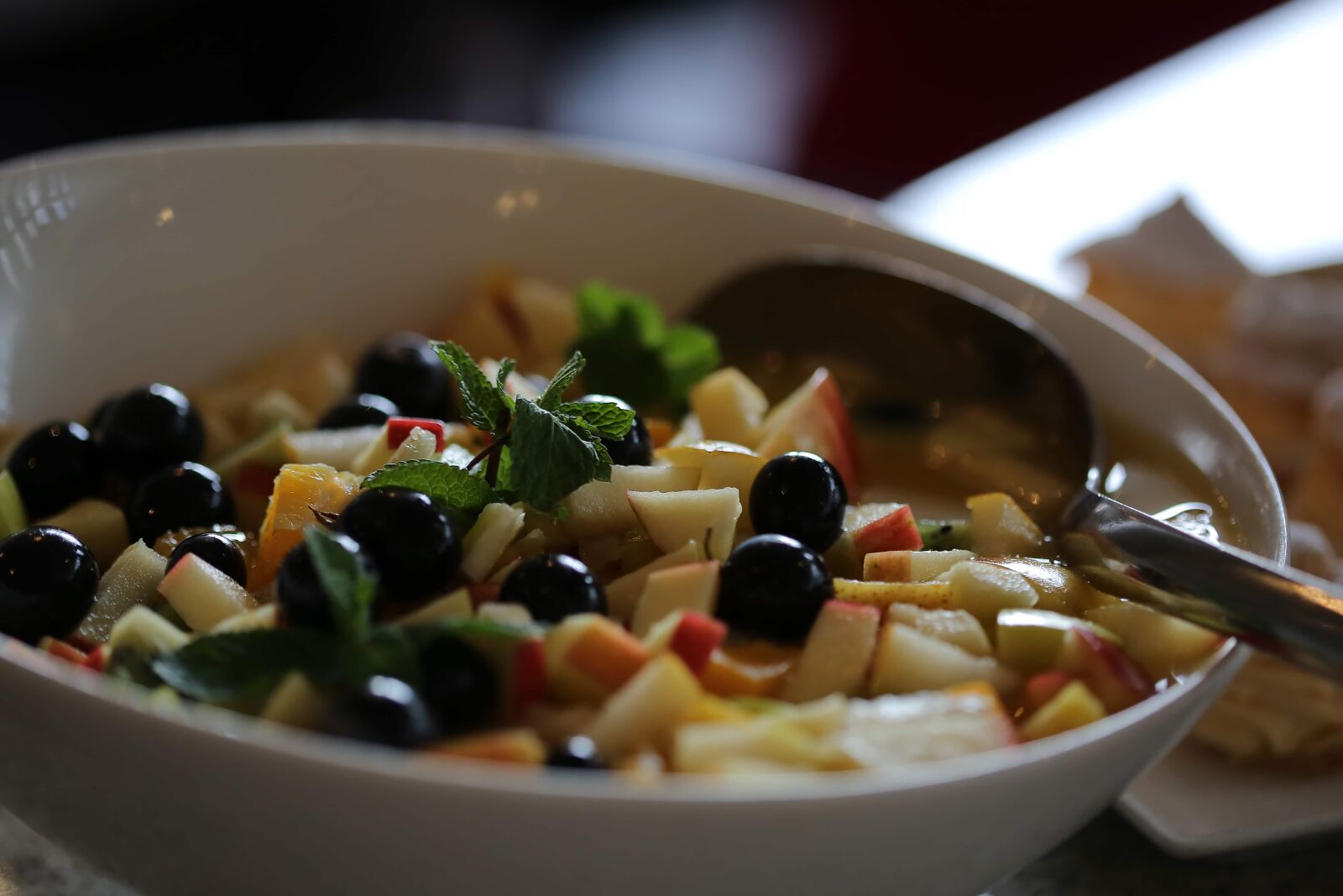 Canon EF 100mm F2.8 Macro USM sample photo. Olive, salad bar, salad photography