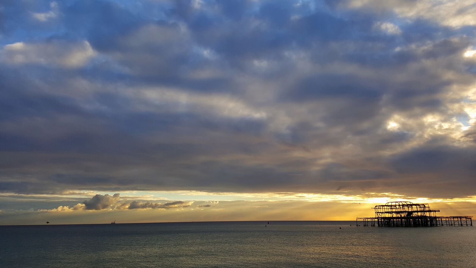 Samsung Galaxy S6 sample photo. Sunset, brighton, pier photography