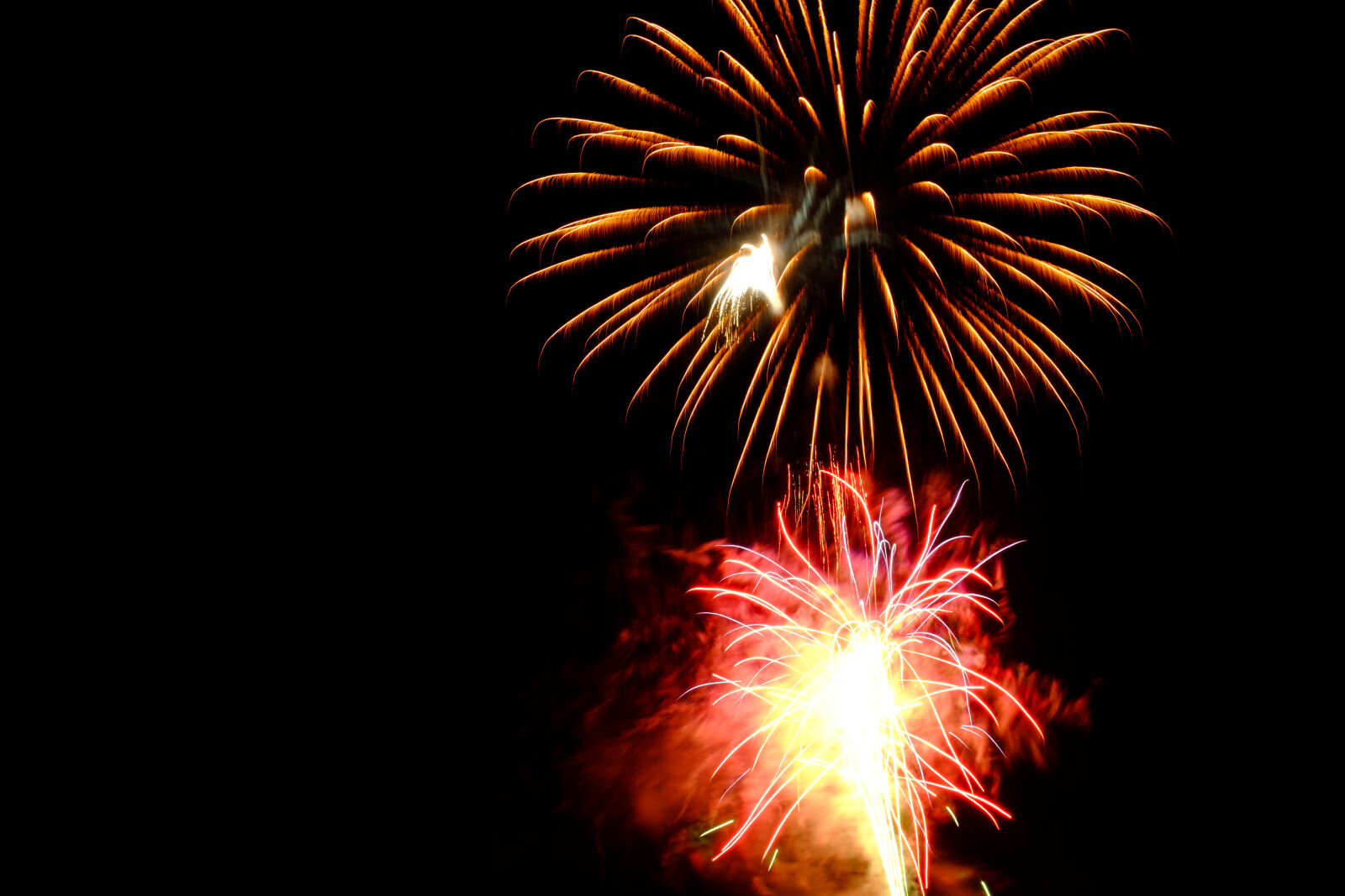 Fujifilm X100S sample photo. Red, and, brown, fireworks photography