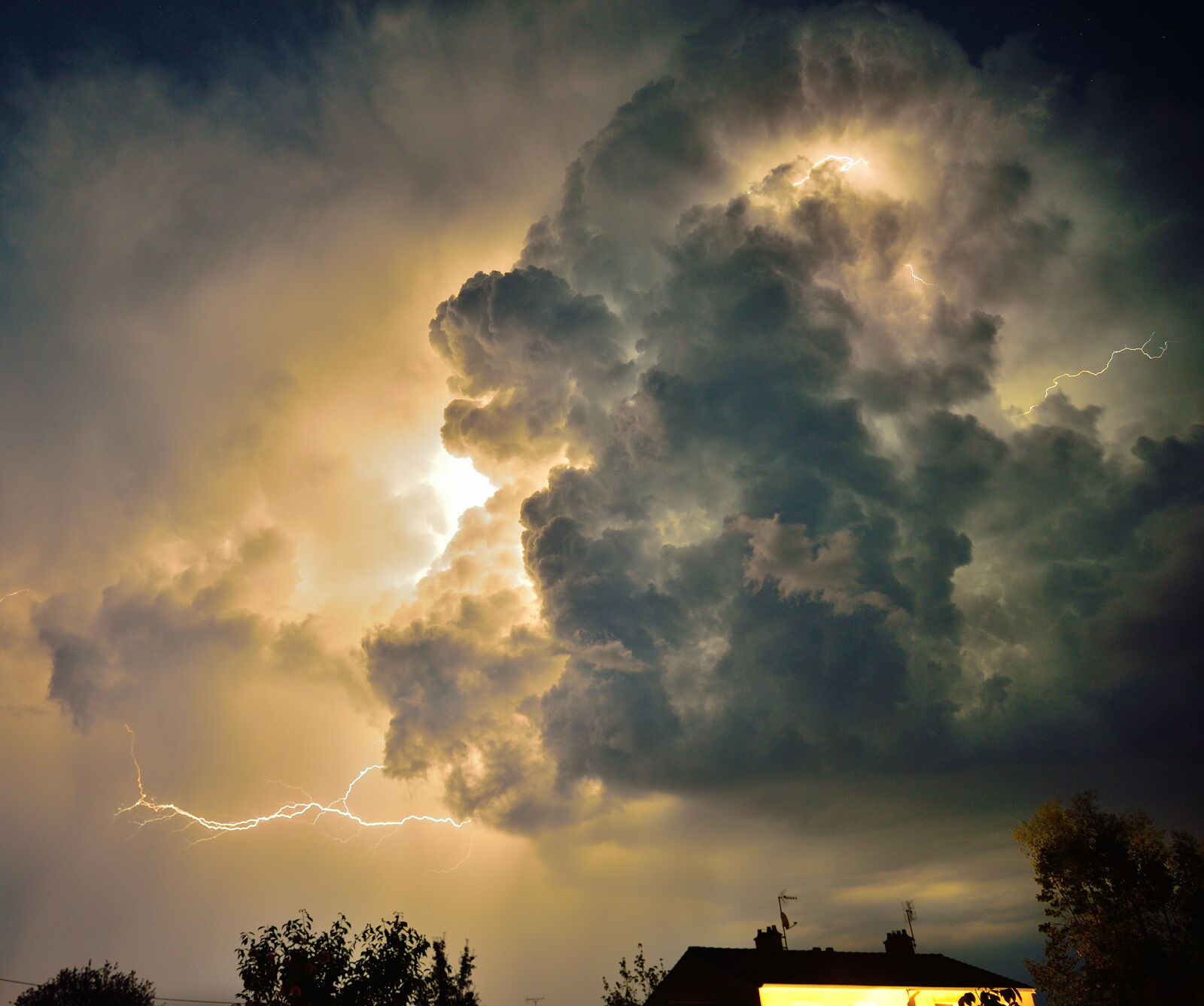 Nikon D750 sample photo. Weather, flash, cloudy photography