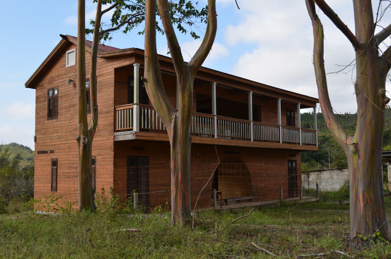 Nikon D5100 sample photo. Wooden house, country house photography