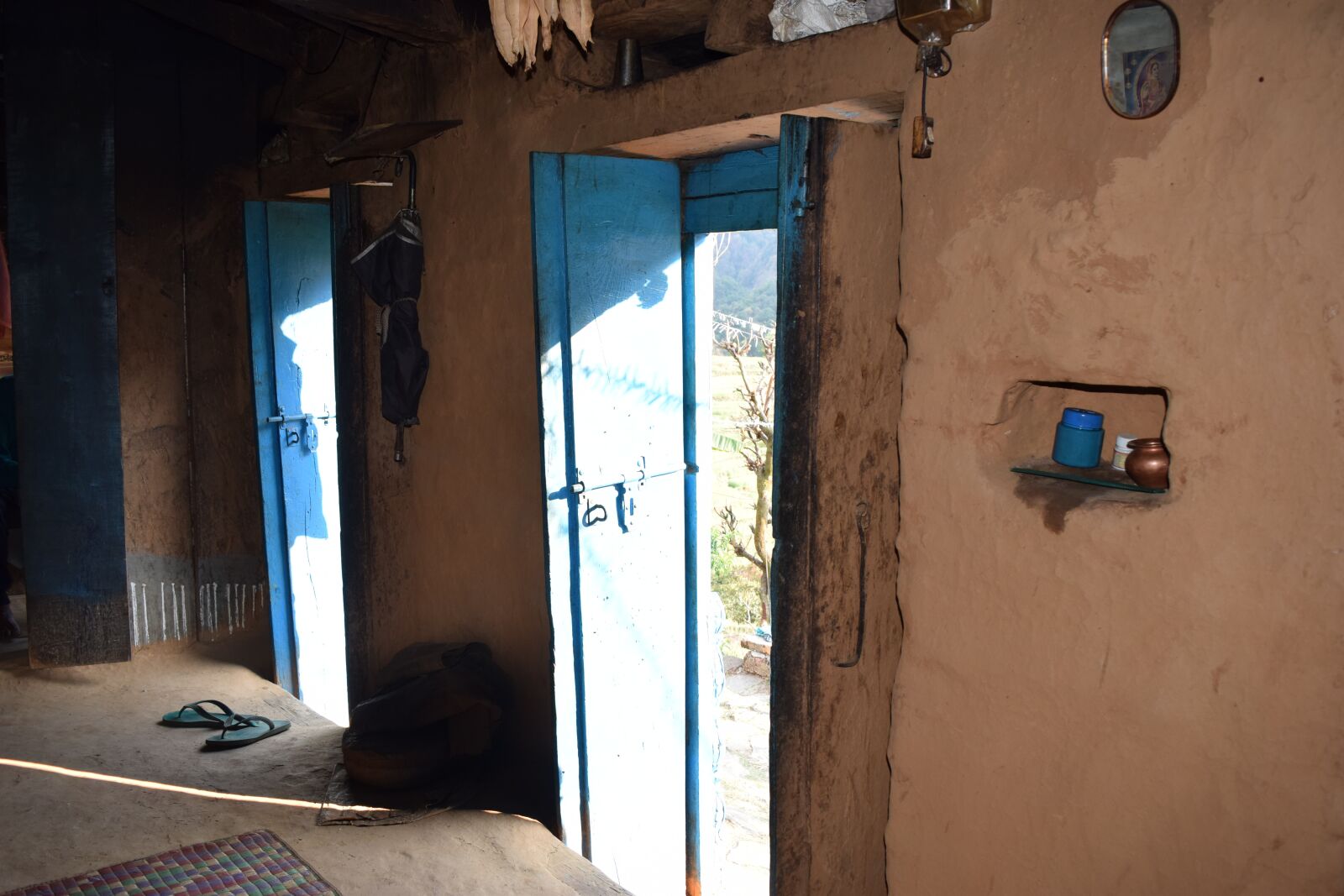 Nikon D5300 sample photo. House, door, home photography