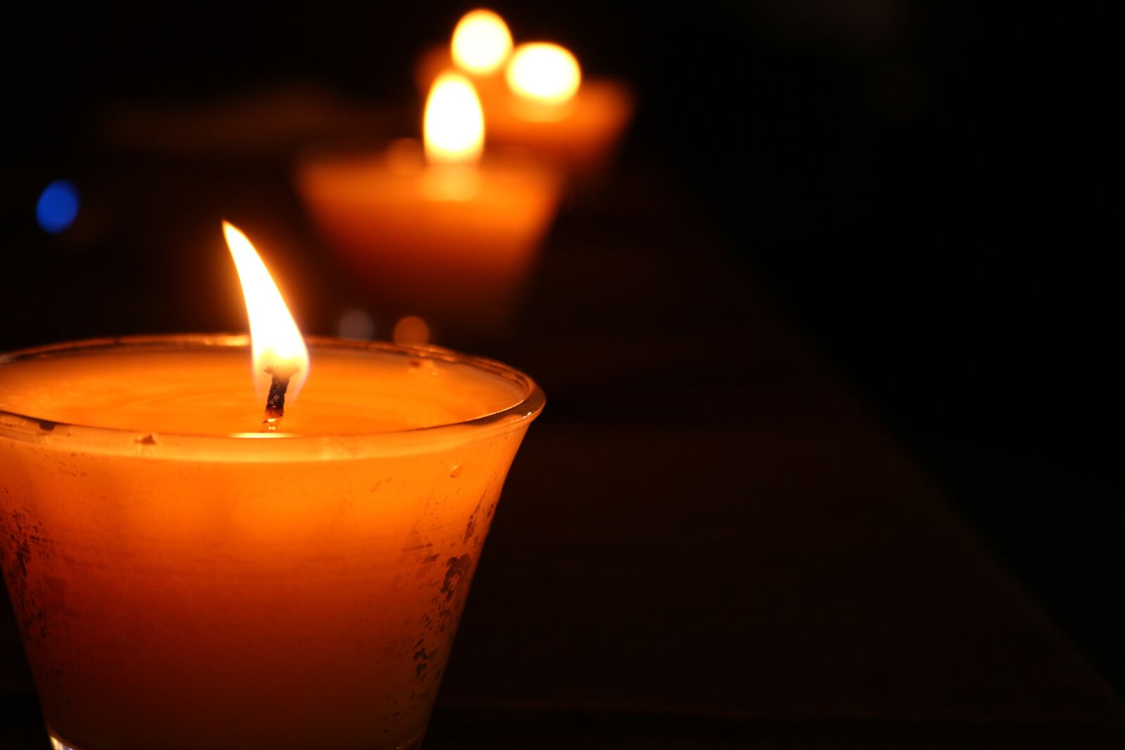 Canon EOS 700D (EOS Rebel T5i / EOS Kiss X7i) sample photo. Candles, orange, fire photography