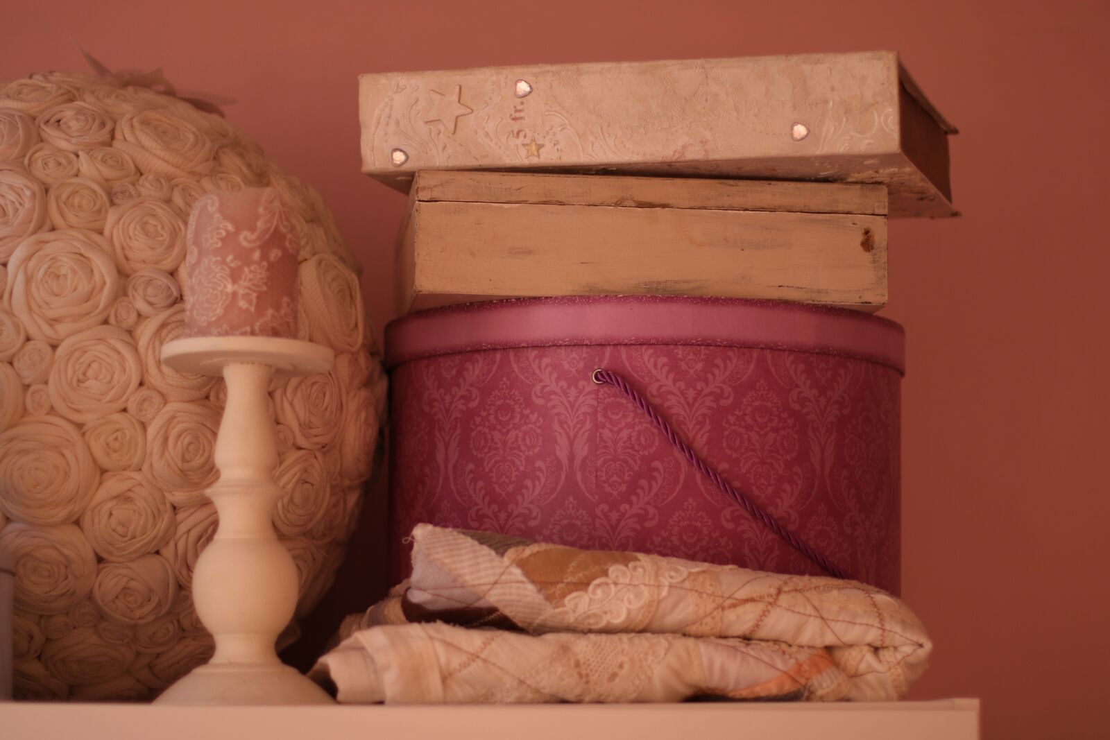 Canon EF 50mm F1.4 USM sample photo. The box, candle, decoration photography
