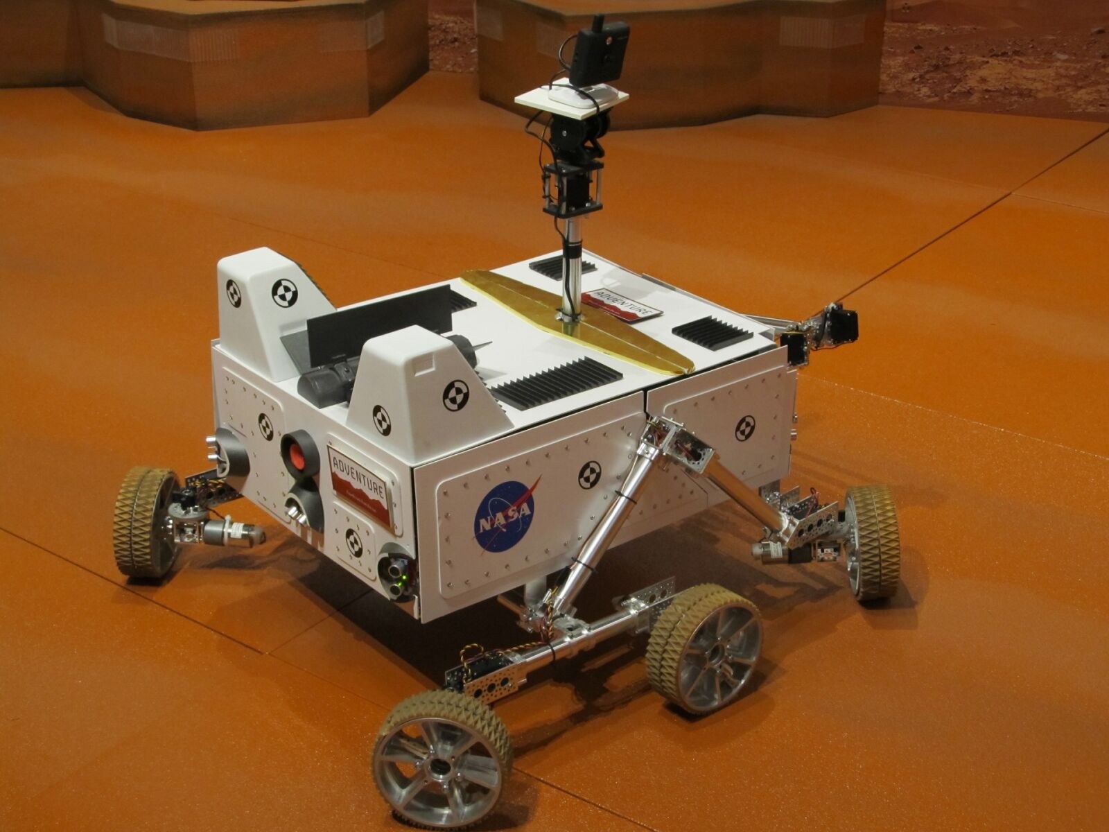 Canon PowerShot SX130 IS sample photo. Mars rover, robot, exhibit photography