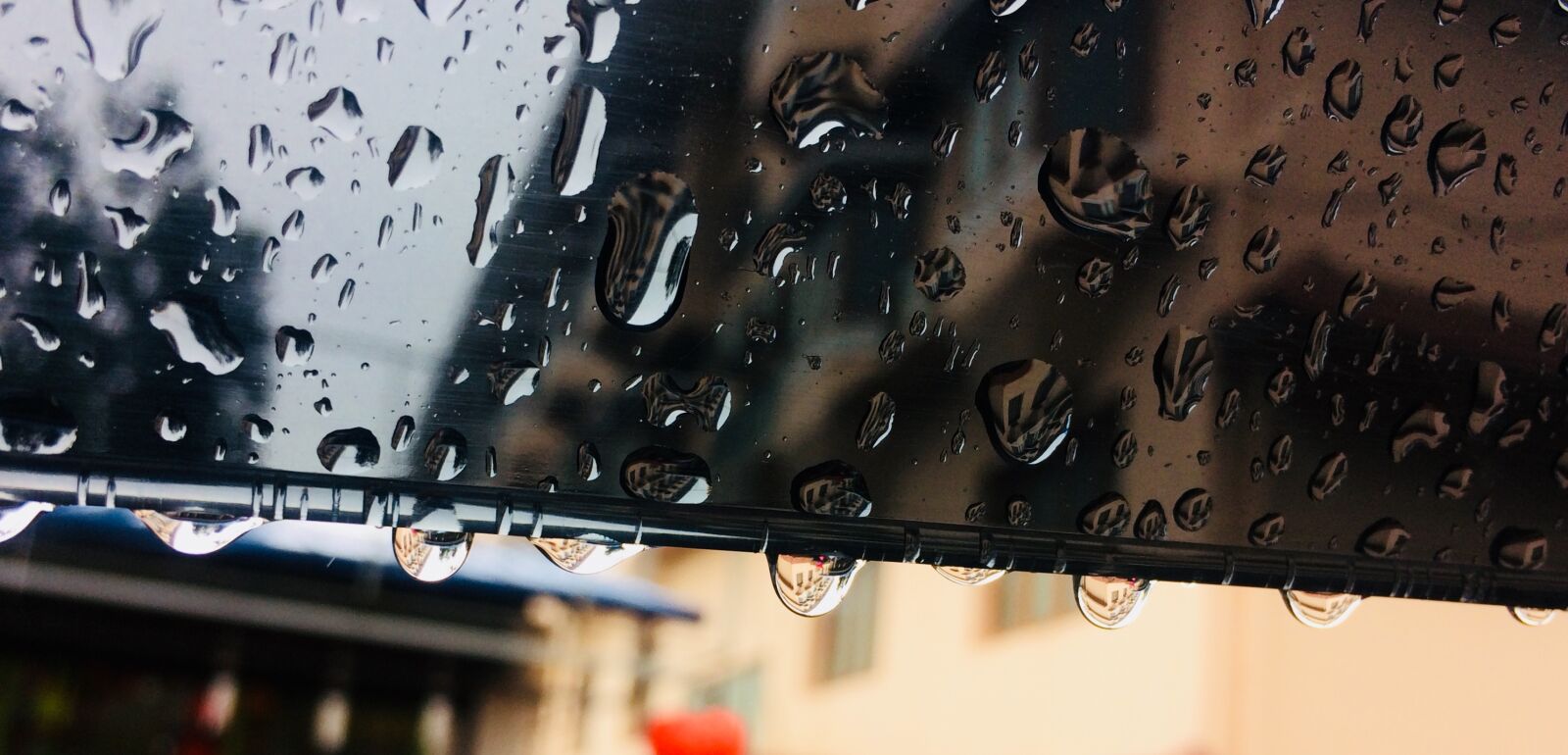 iPhone 5s back camera 4.15mm f/2.2 sample photo. Rain, drops photography