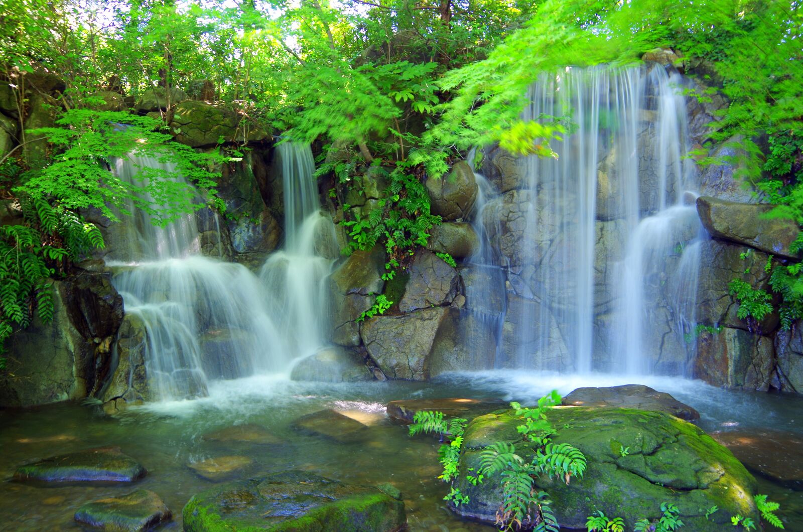 Pentax K-30 sample photo. Water, valley, green photography