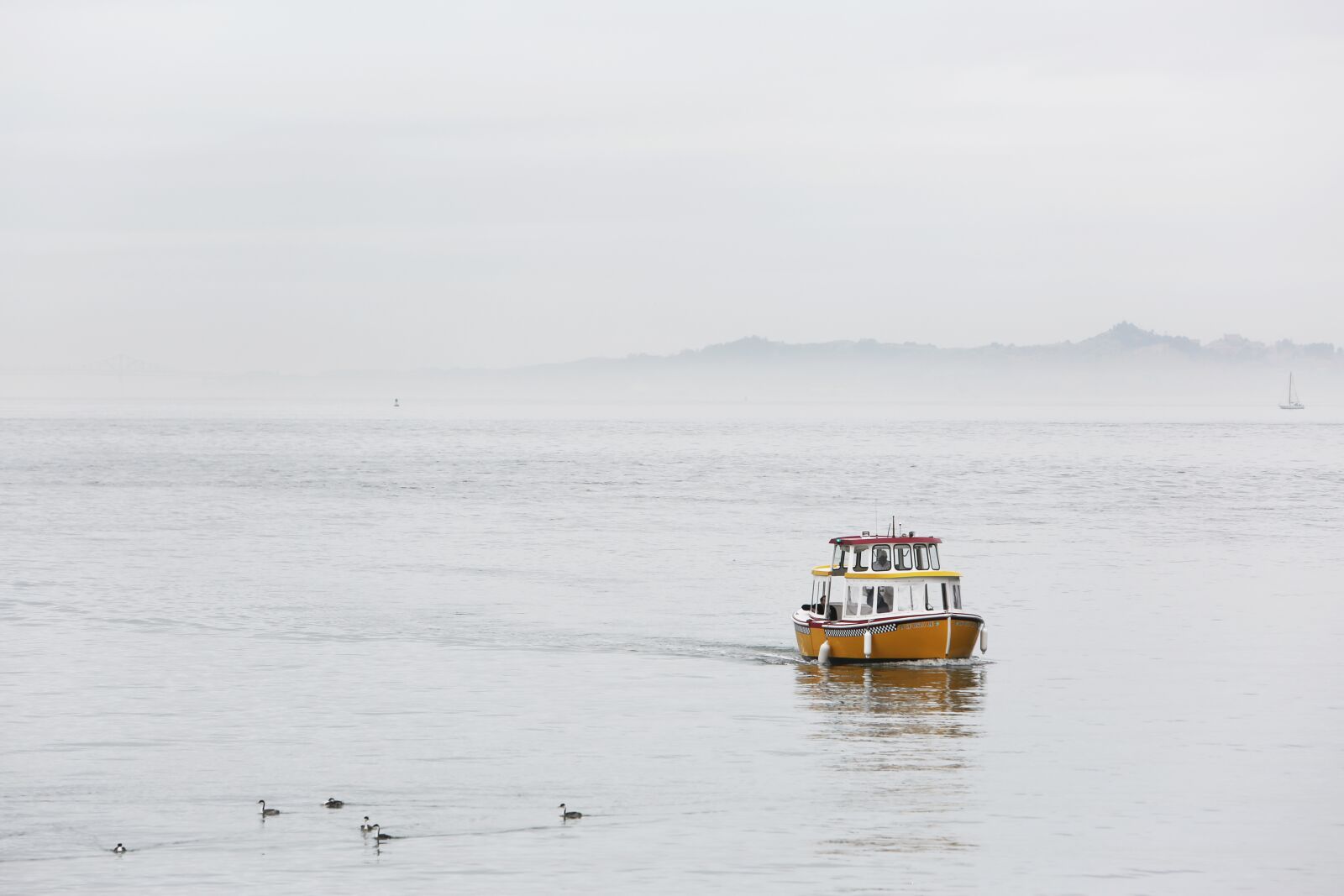 Canon EF 70-200mm F2.8L IS USM sample photo. Taxi, boat, ocean photography