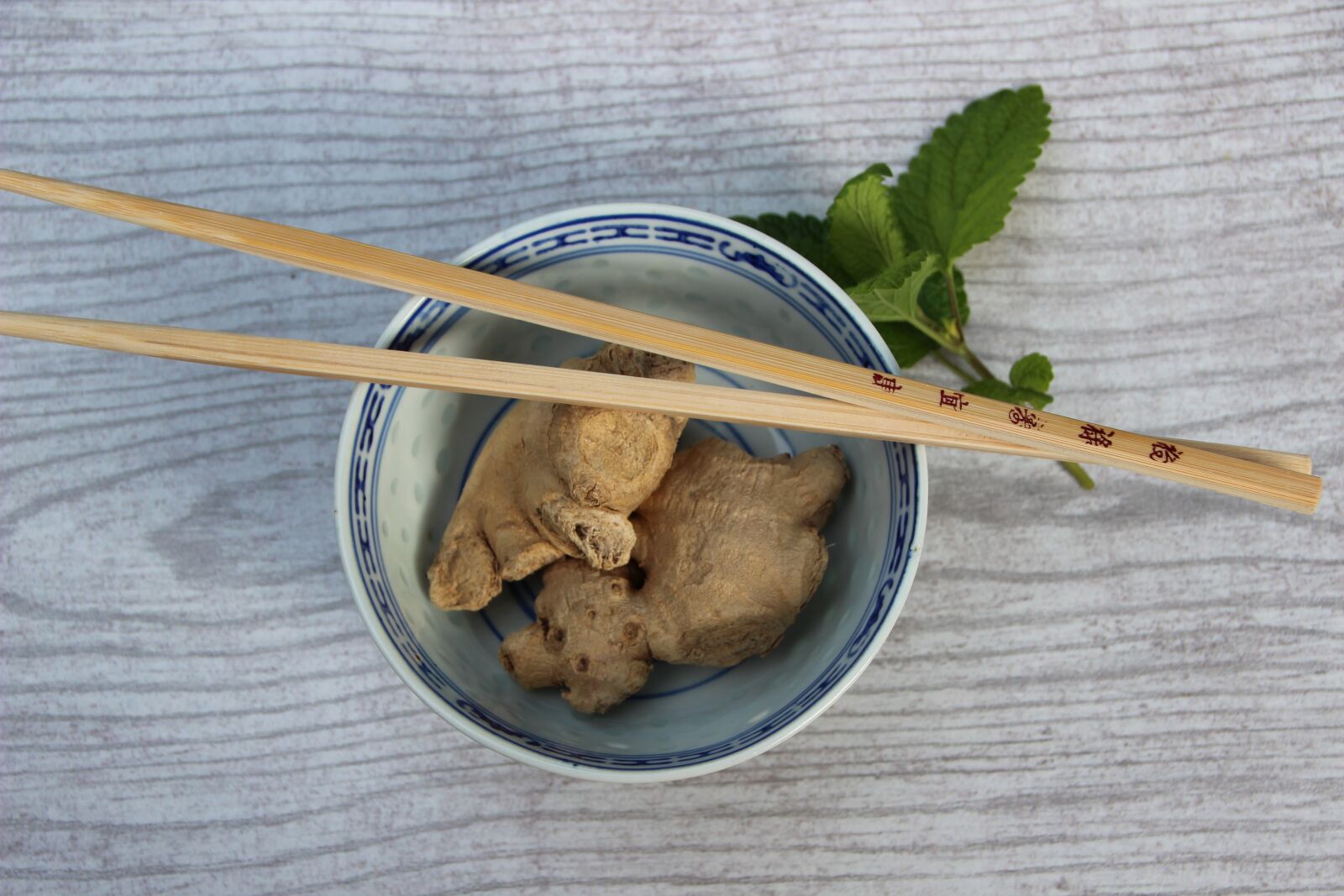 Canon EOS 600D (Rebel EOS T3i / EOS Kiss X5) sample photo. Ginger, ginger tuber, ginger photography