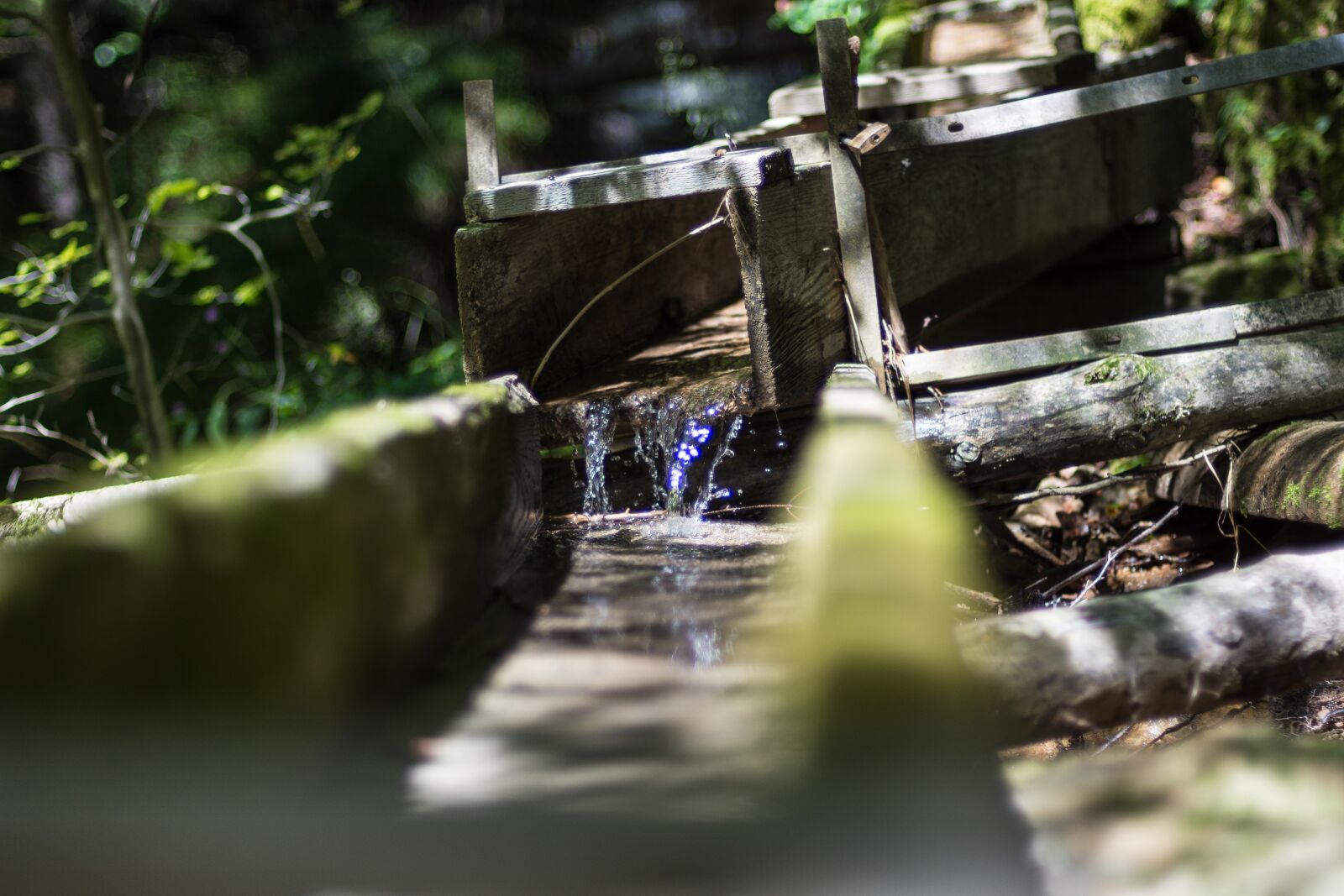 Nikon D7200 sample photo. Water, wood, construction photography