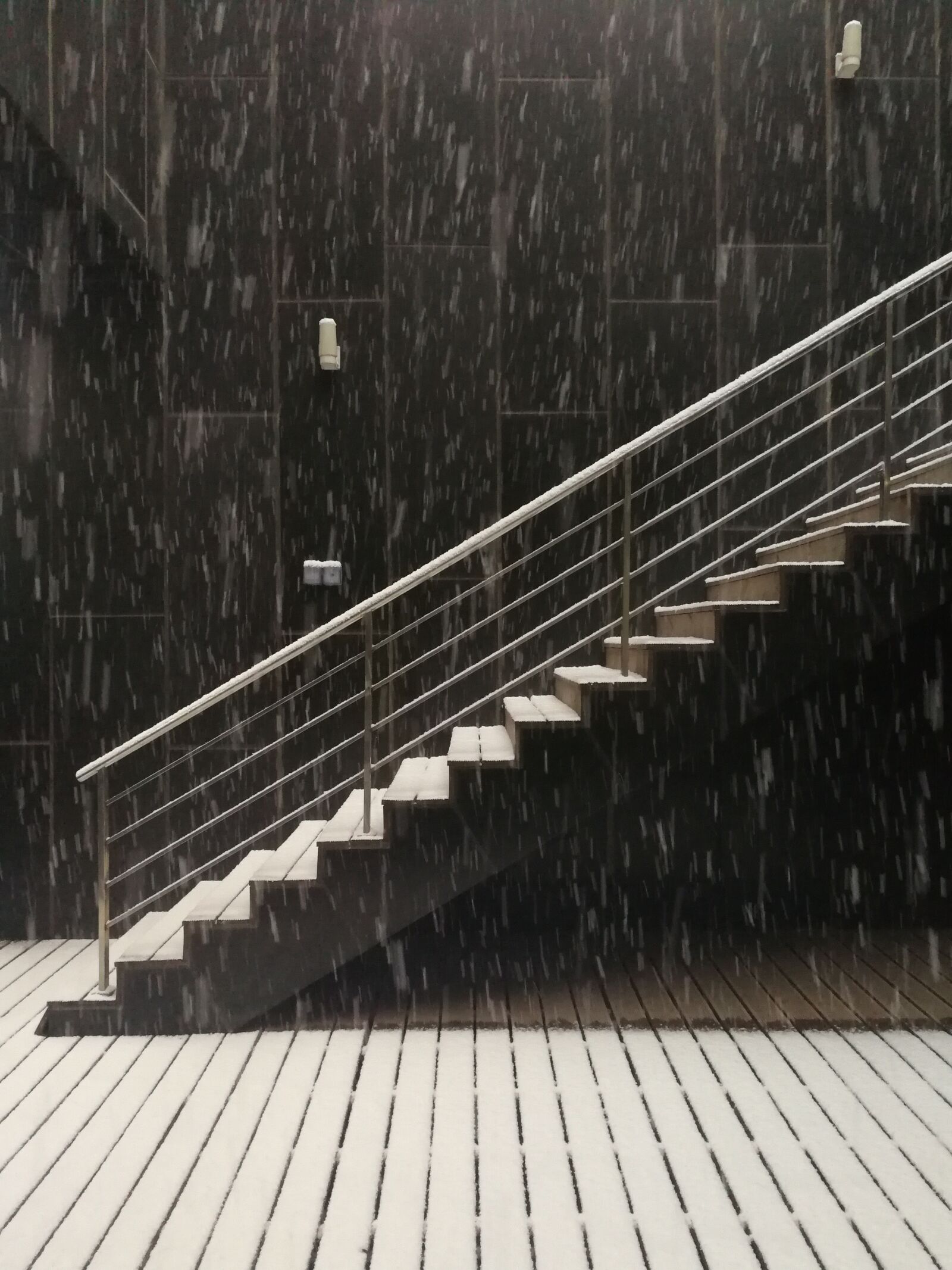 HUAWEI Mate 9 sample photo. Snow, stairs, weather photography