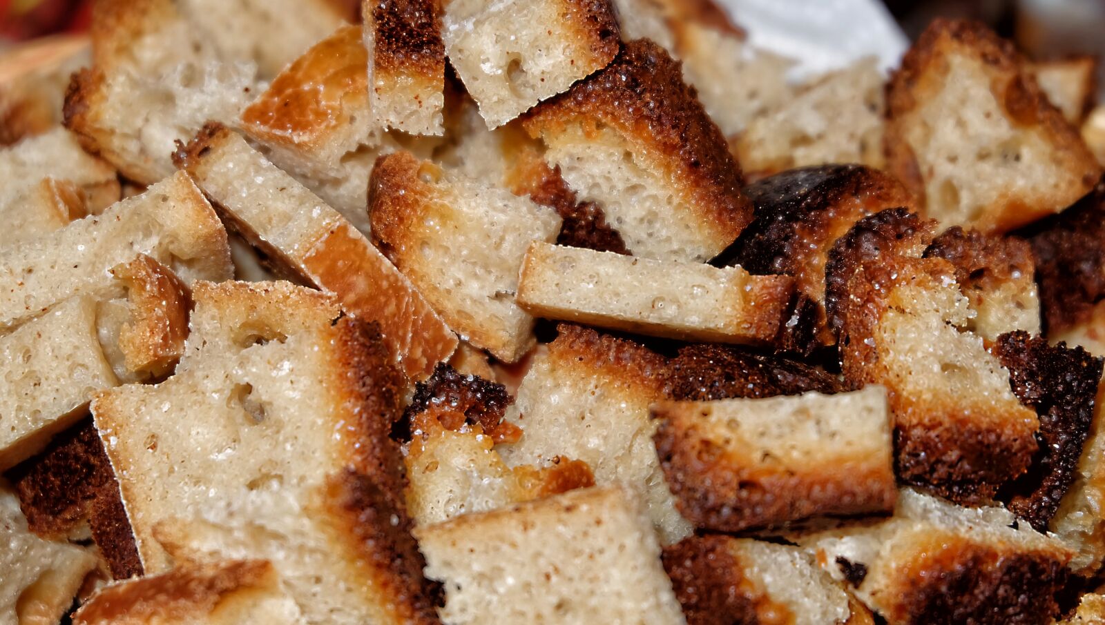 Fujifilm X-A2 + Fujifilm XC 16-50mm F3.5-5.6 OIS II sample photo. Bread, crackers, food photography