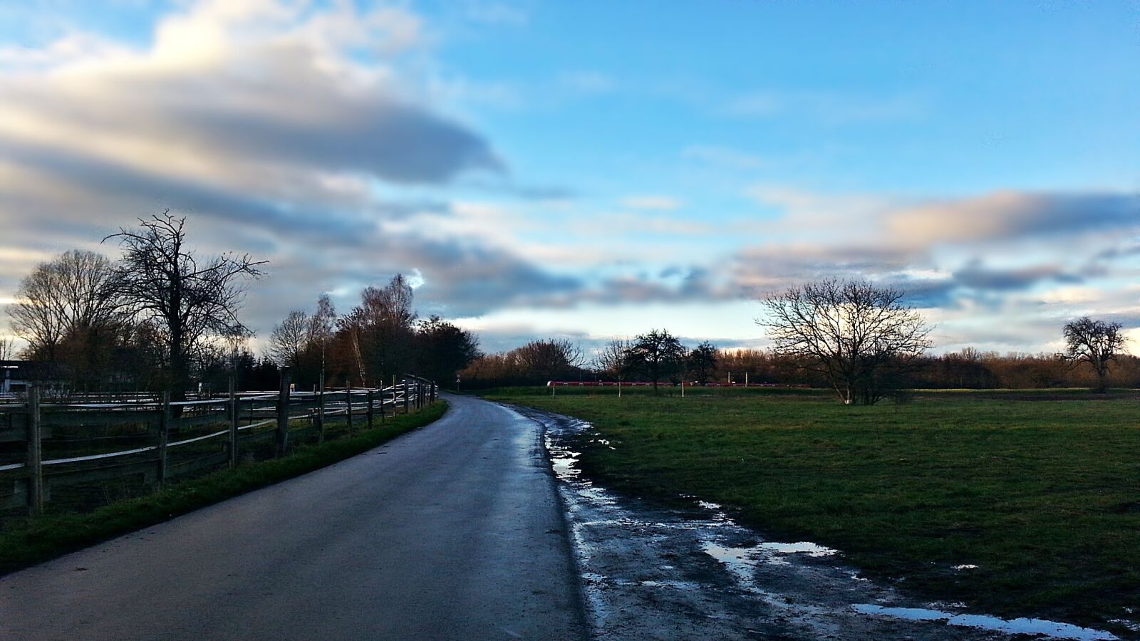 Samsung Galaxy S3 sample photo. Landscape, field, clouds photography