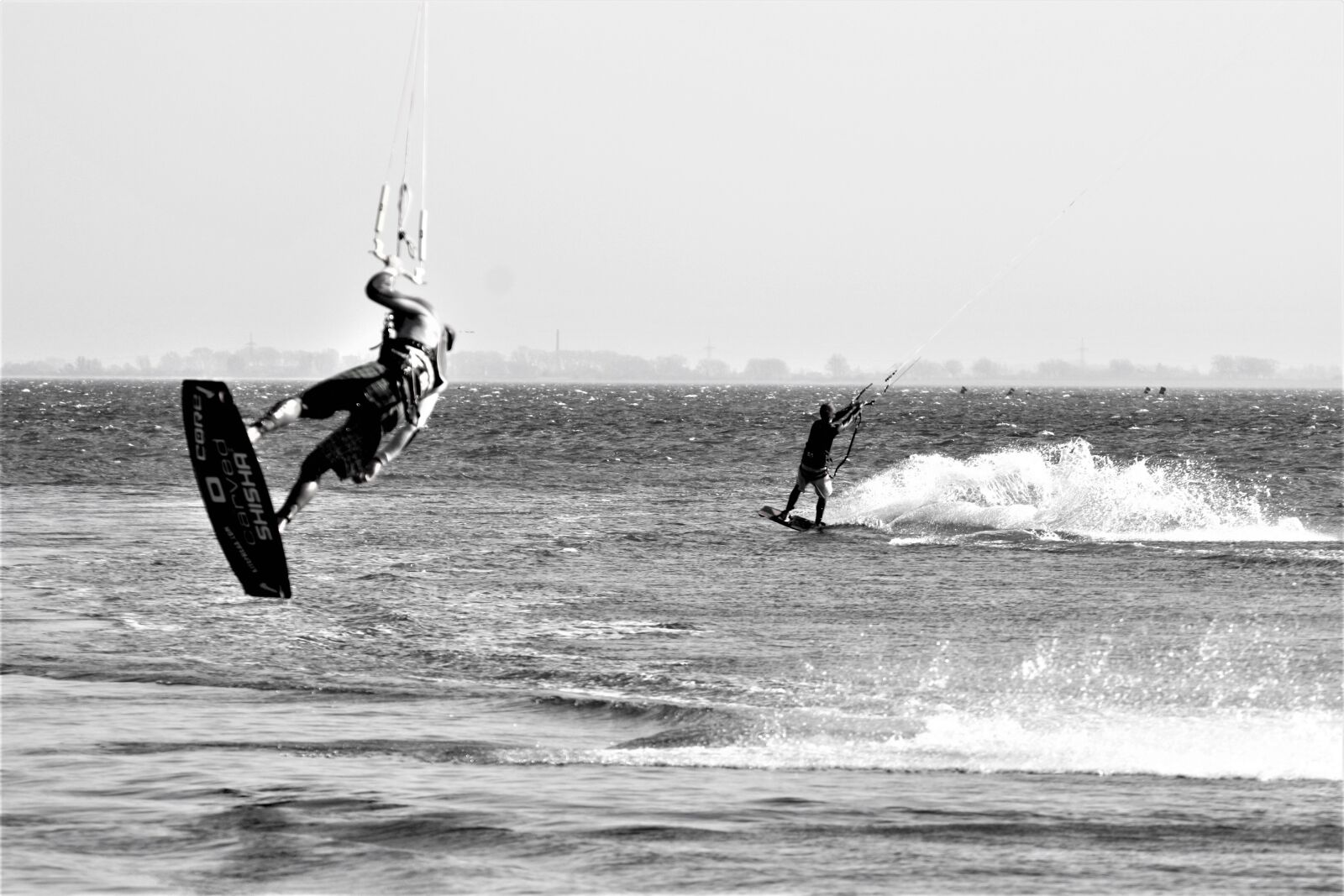 Canon EOS 1000D (EOS Digital Rebel XS / EOS Kiss F) sample photo. Kite surfing, fehmarn, baltic photography
