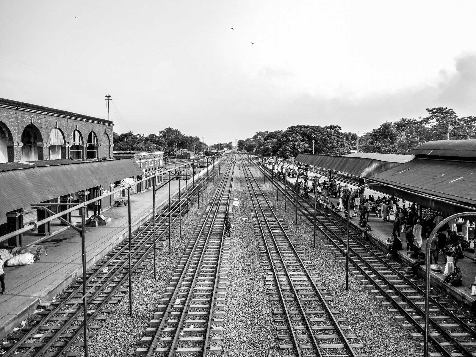 OnePlus ONE E1001 sample photo. Railway, railroad, railway station photography