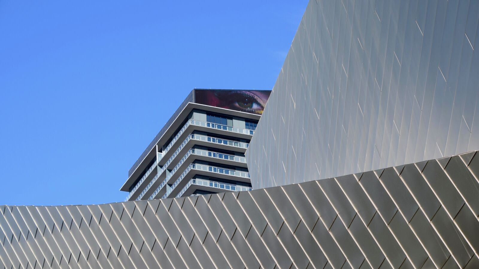 Nikon D3300 sample photo. Blue sky, aluminium, metal photography