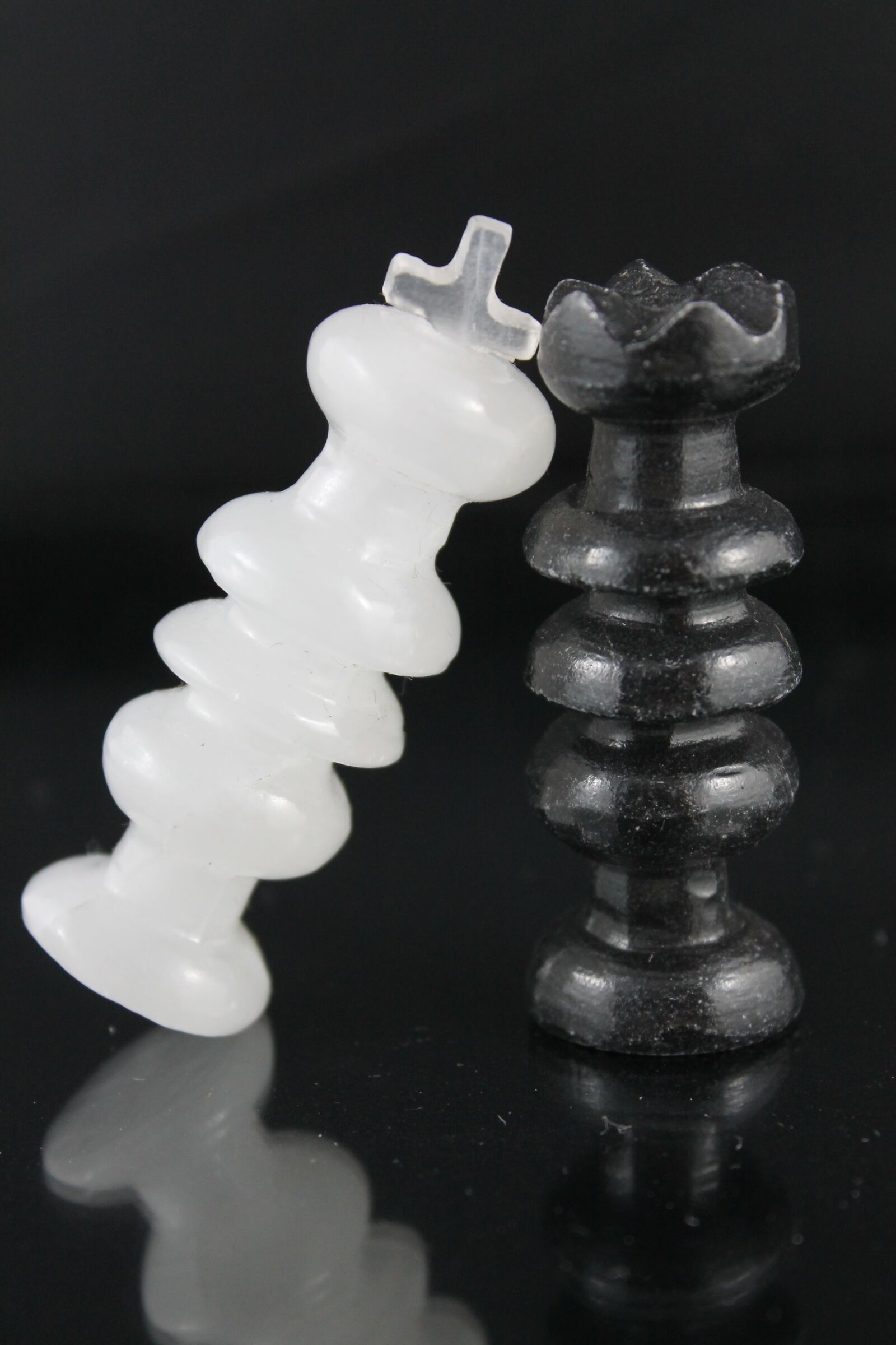 Canon EOS 1100D (EOS Rebel T3 / EOS Kiss X50) sample photo. Chess, king, queen photography