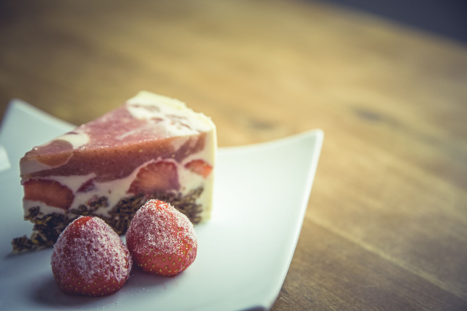 Canon EOS 5D sample photo. Dessert, strawberries, cake, sweets photography