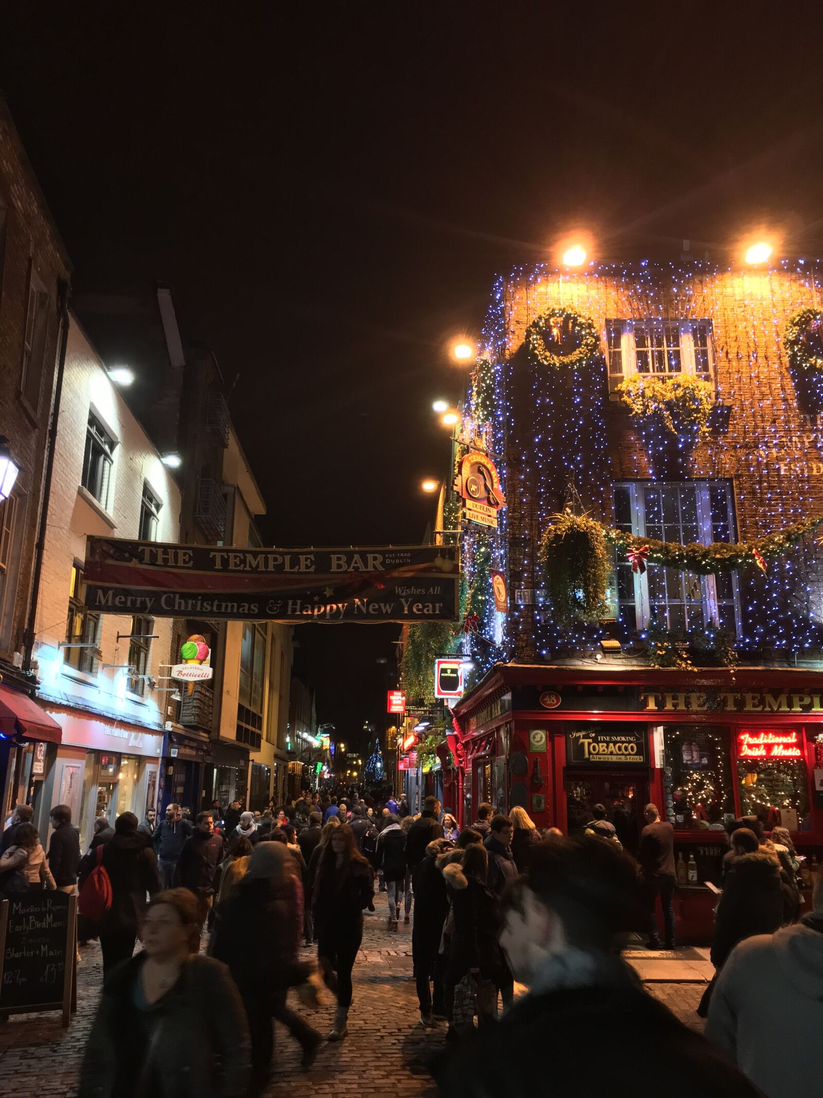 Apple iPhone 6s sample photo. City, dublin, night photography