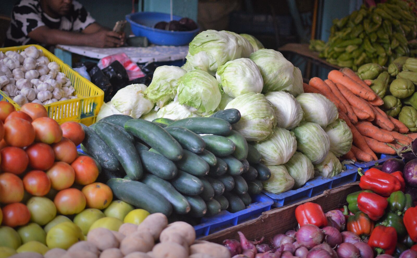 Nikon D3100 sample photo. Veggies, vegetables, vegetable stand photography
